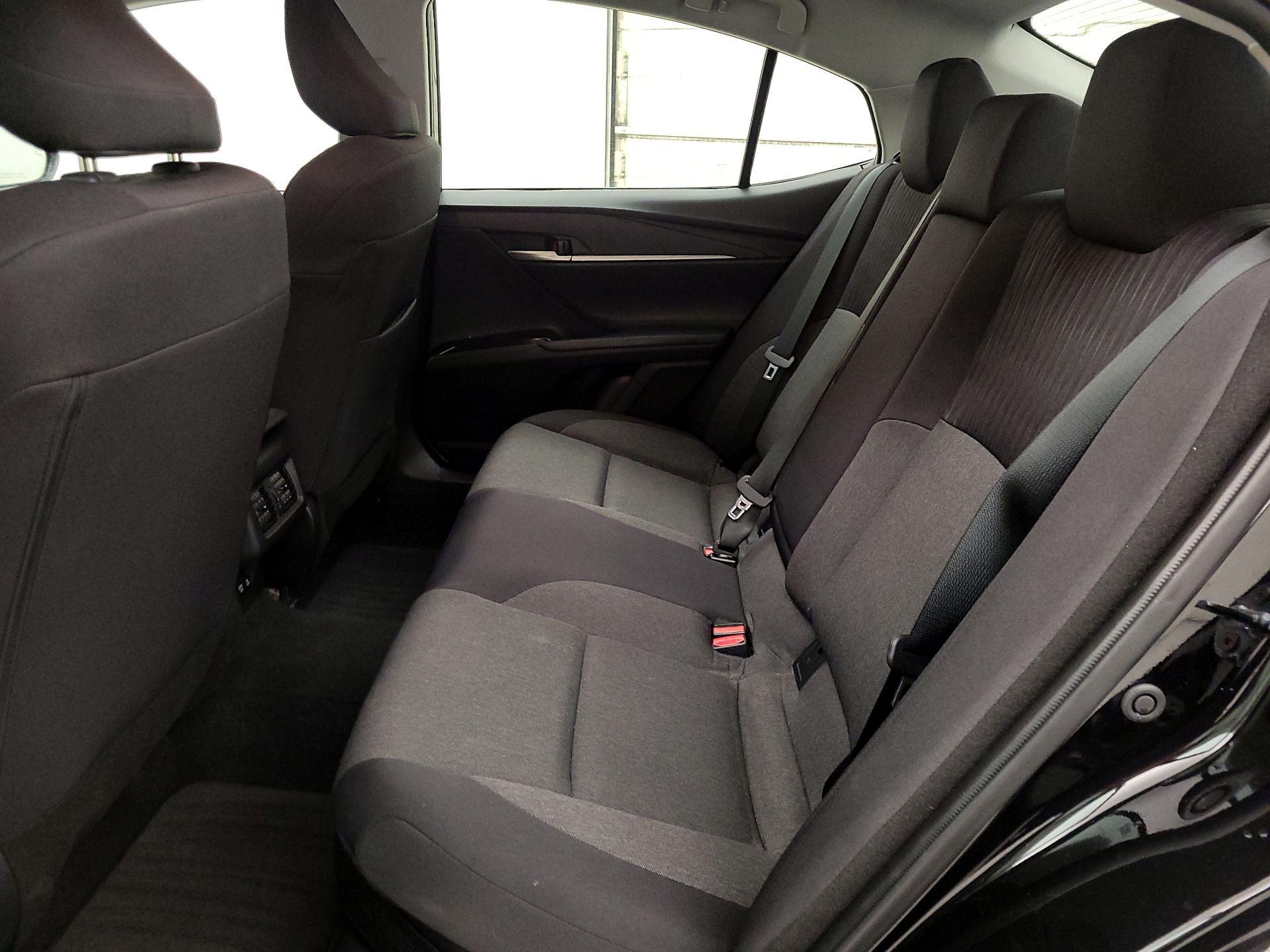 Thumbnail: 2025 Toyota Camry - 19