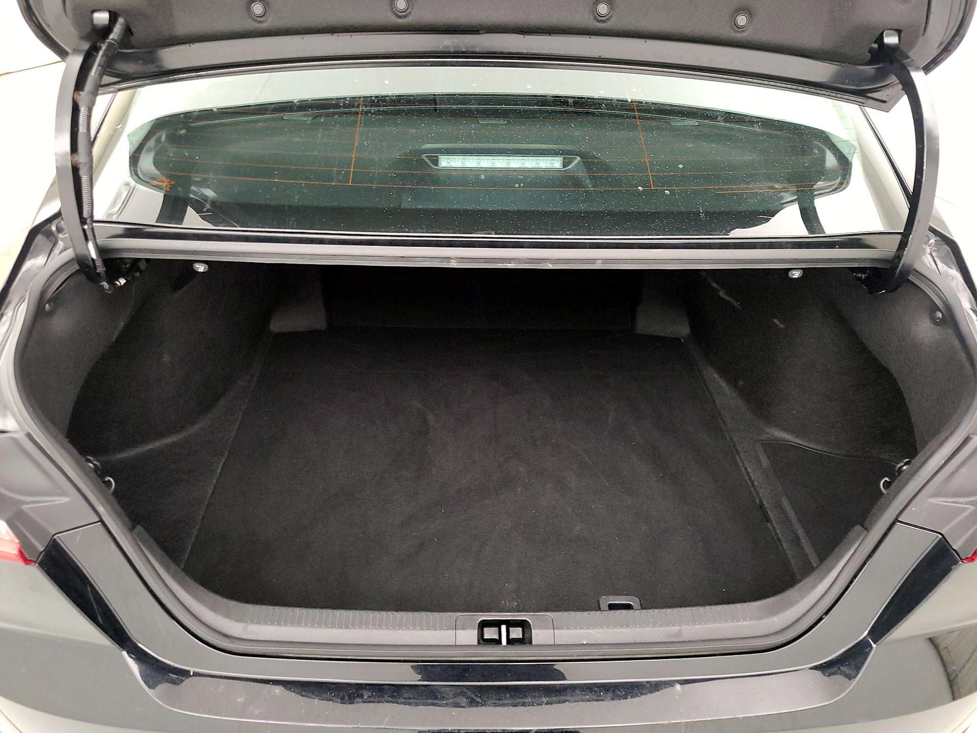 Thumbnail: 2025 Toyota Camry - 20