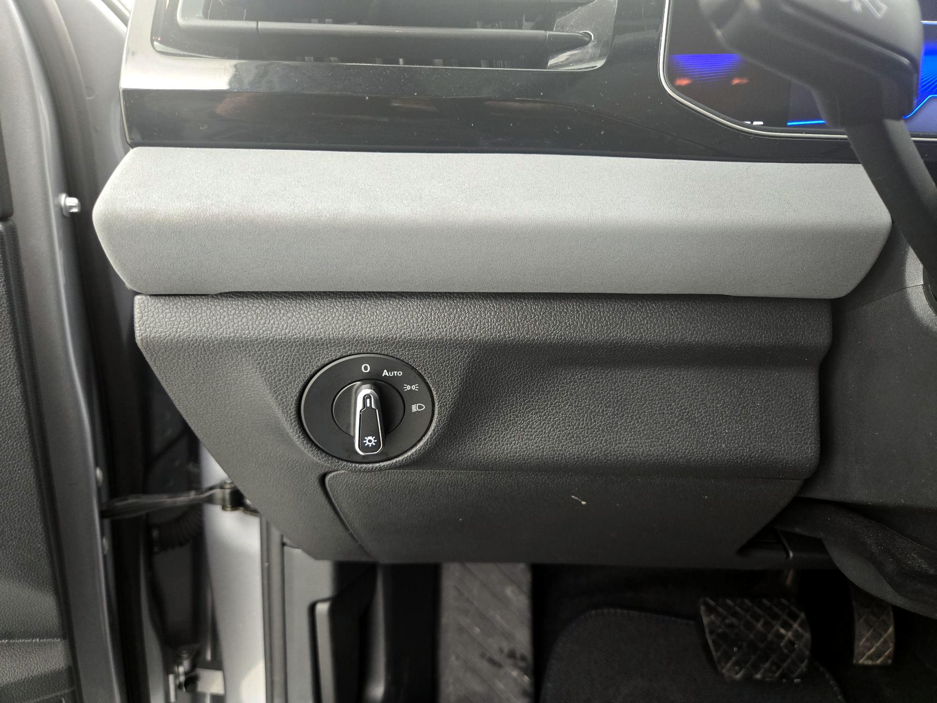 Thumbnail: 2025 Volkswagen Jetta - 13