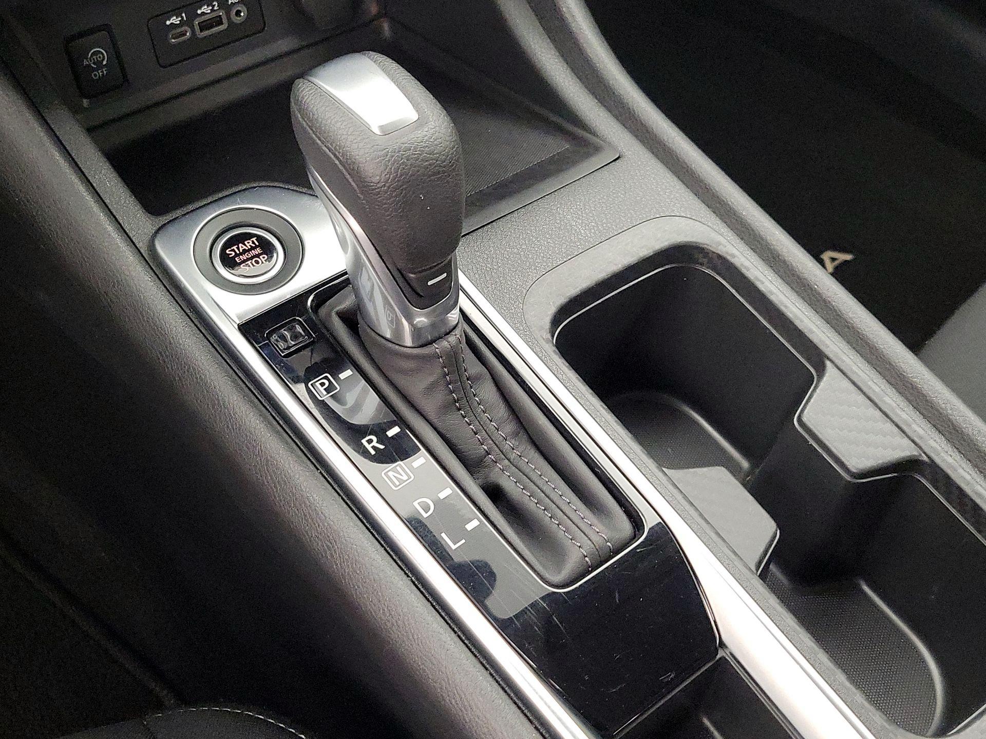 Thumbnail: 2025 Nissan Sentra - 17