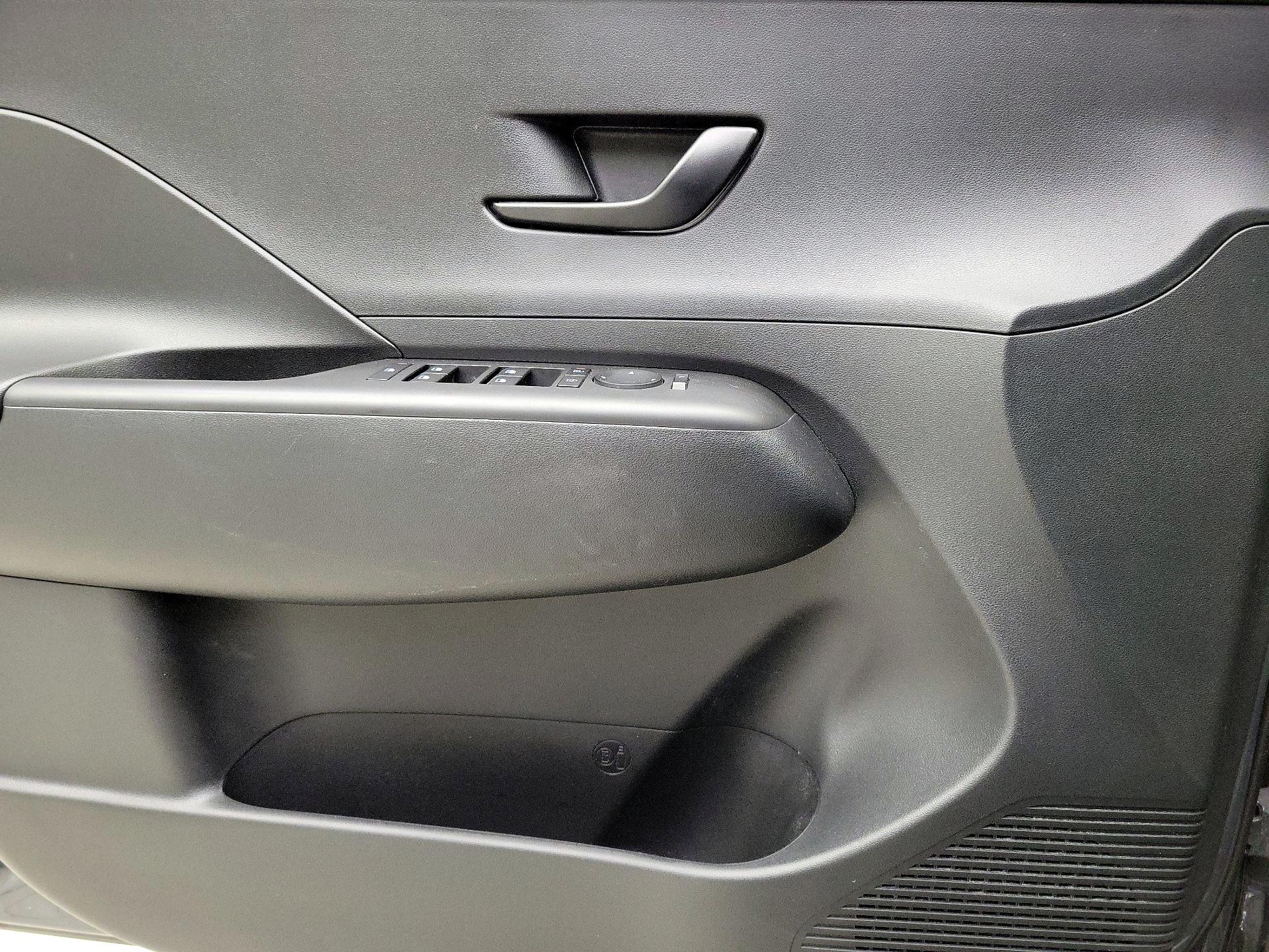 Thumbnail: 2025 Hyundai Kona - 12