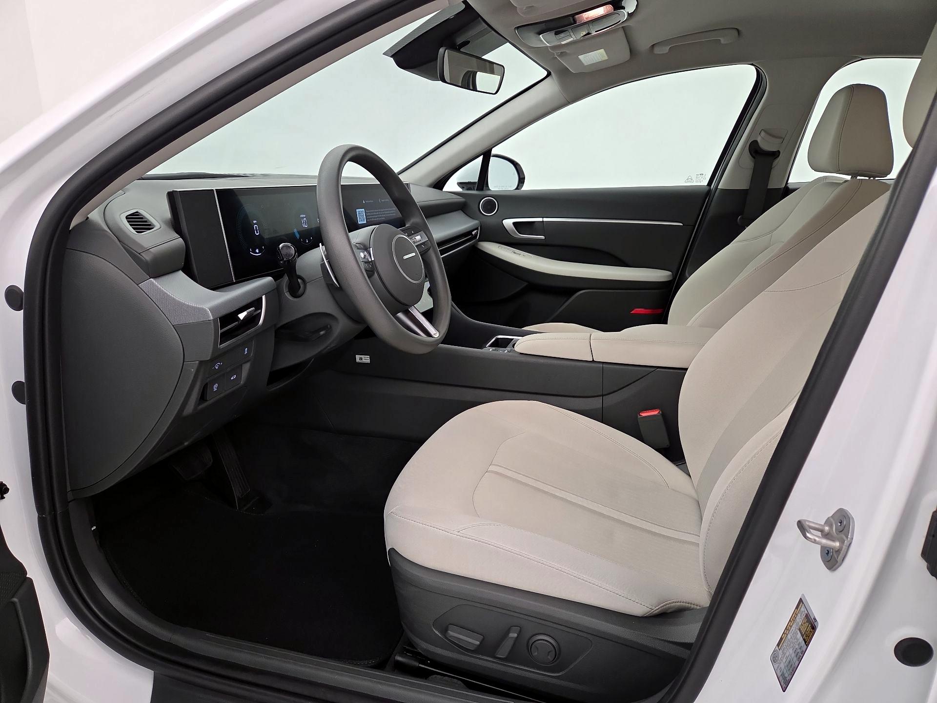 Thumbnail: 2025 Hyundai Sonata - 11