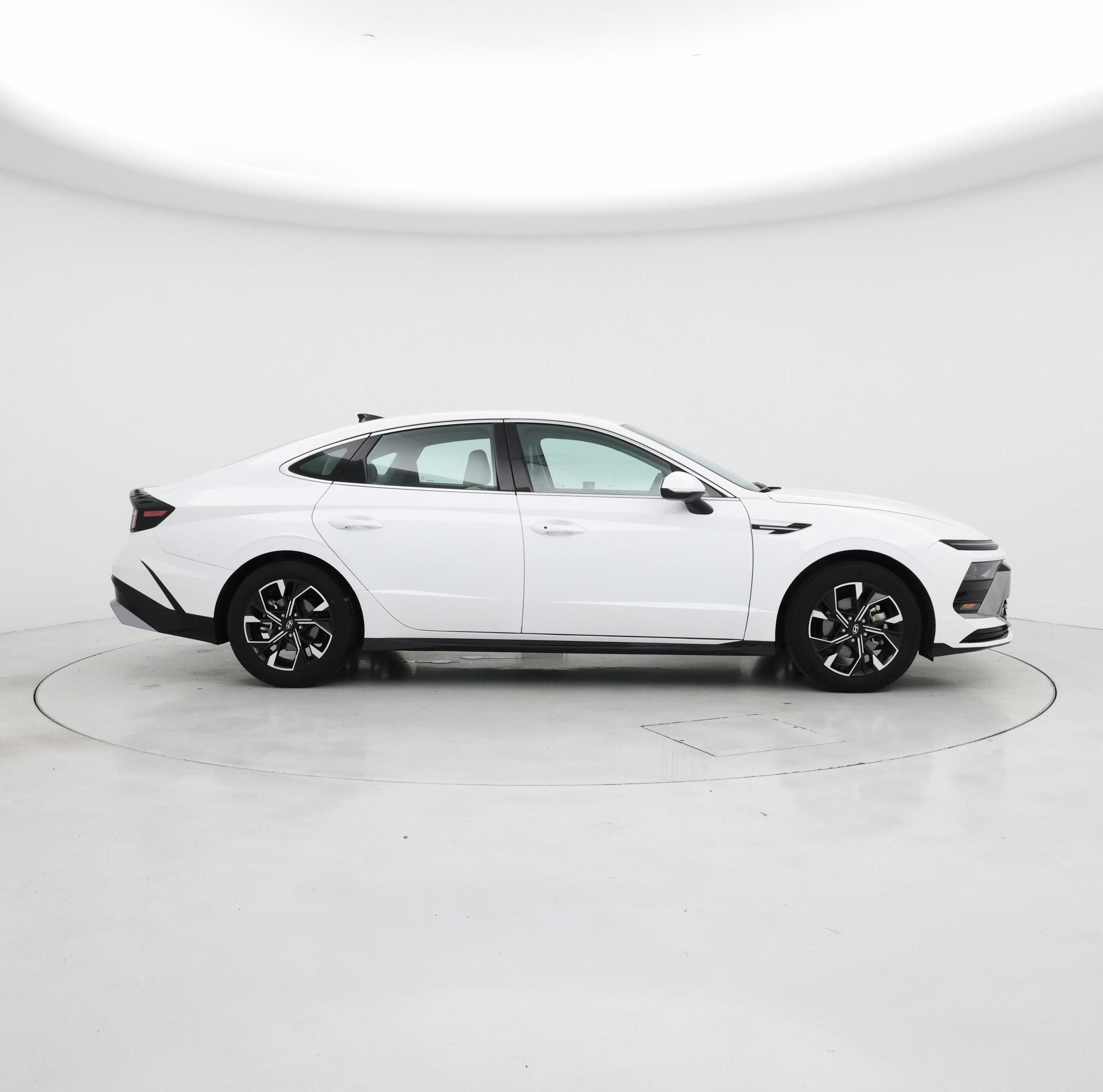 Thumbnail: 2025 Hyundai Sonata - 7