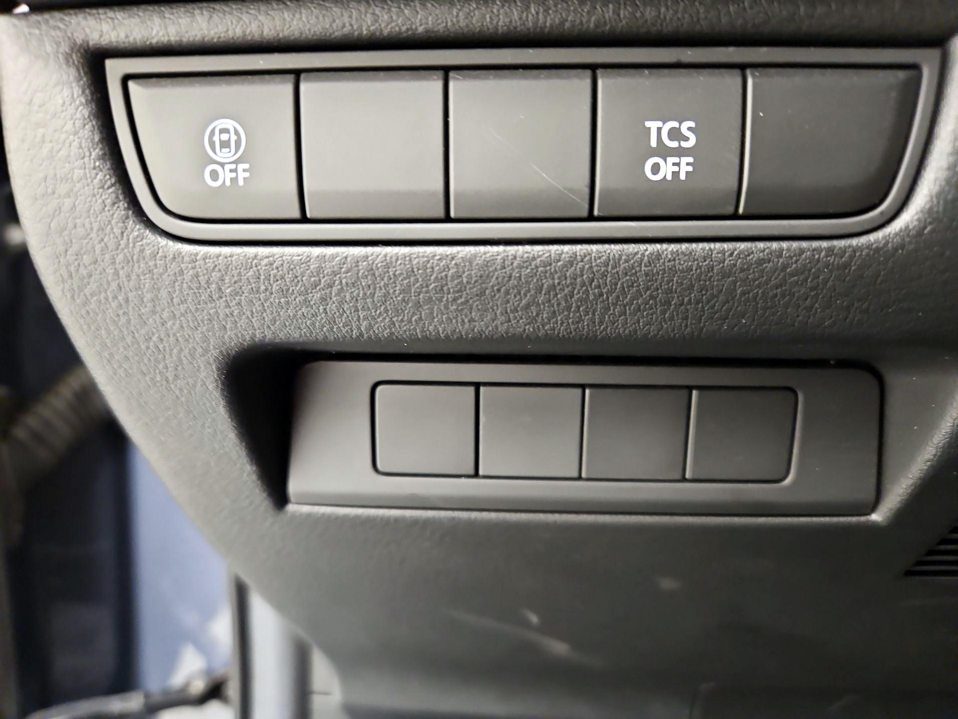 Thumbnail: 2025 Mazda CX-50 - 13