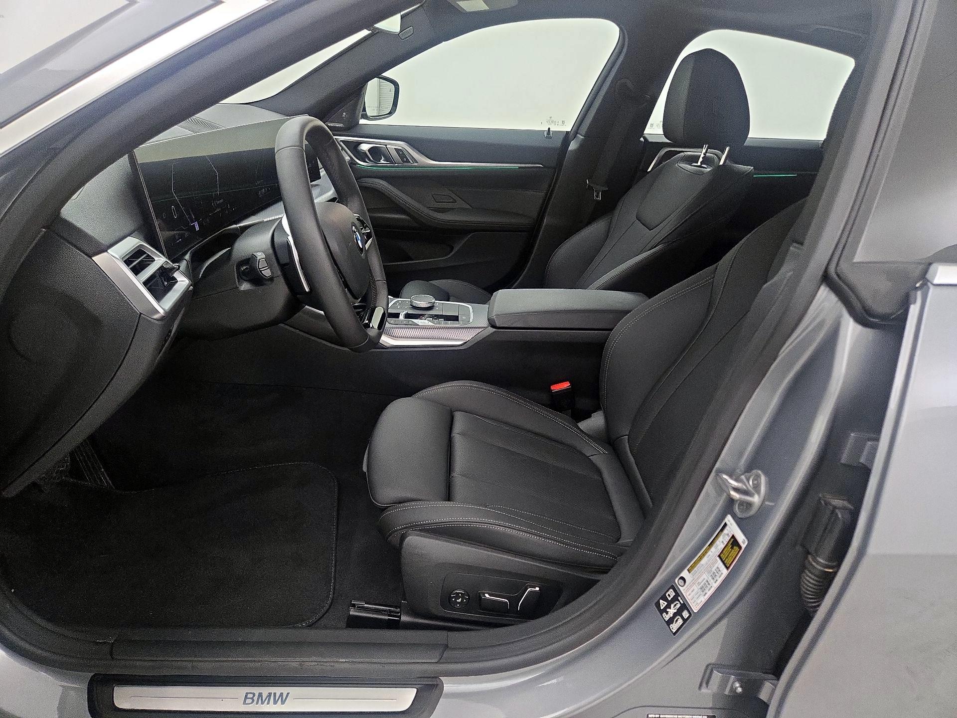 Thumbnail: 2025 BMW 4 Series - 11