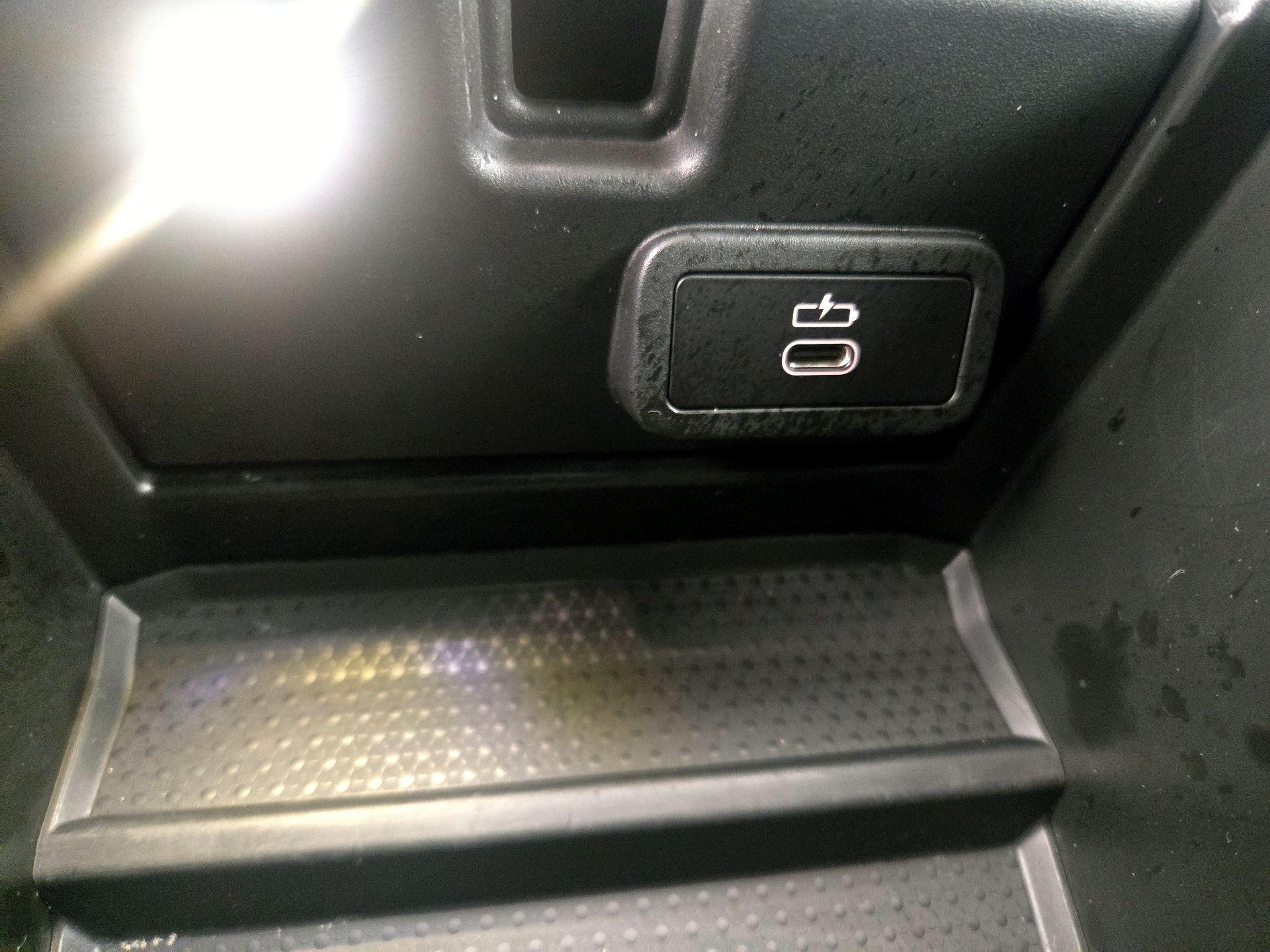 Thumbnail: 2025 BMW 4 Series - 19