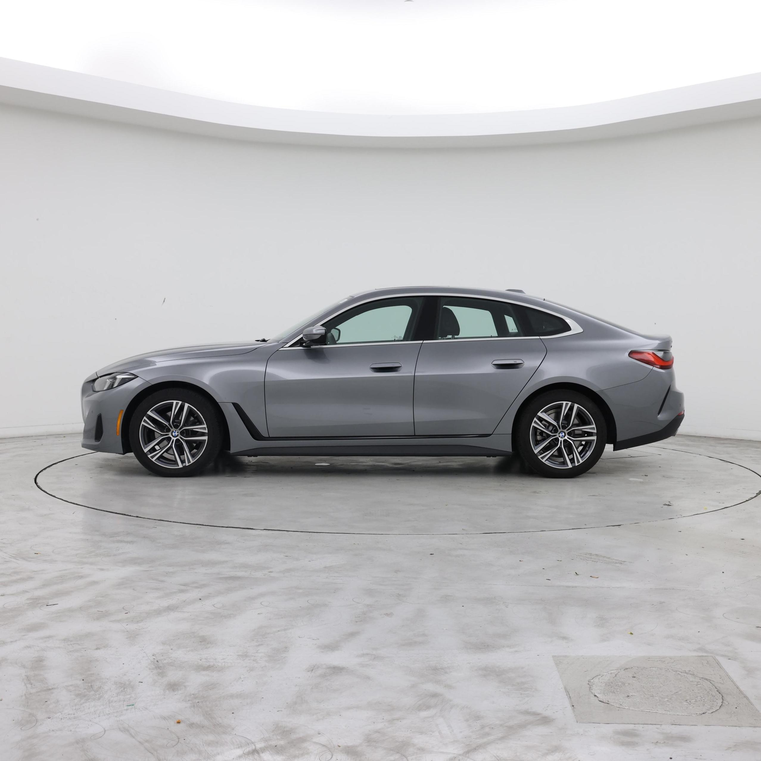 Thumbnail: 2025 BMW 4 Series - 3