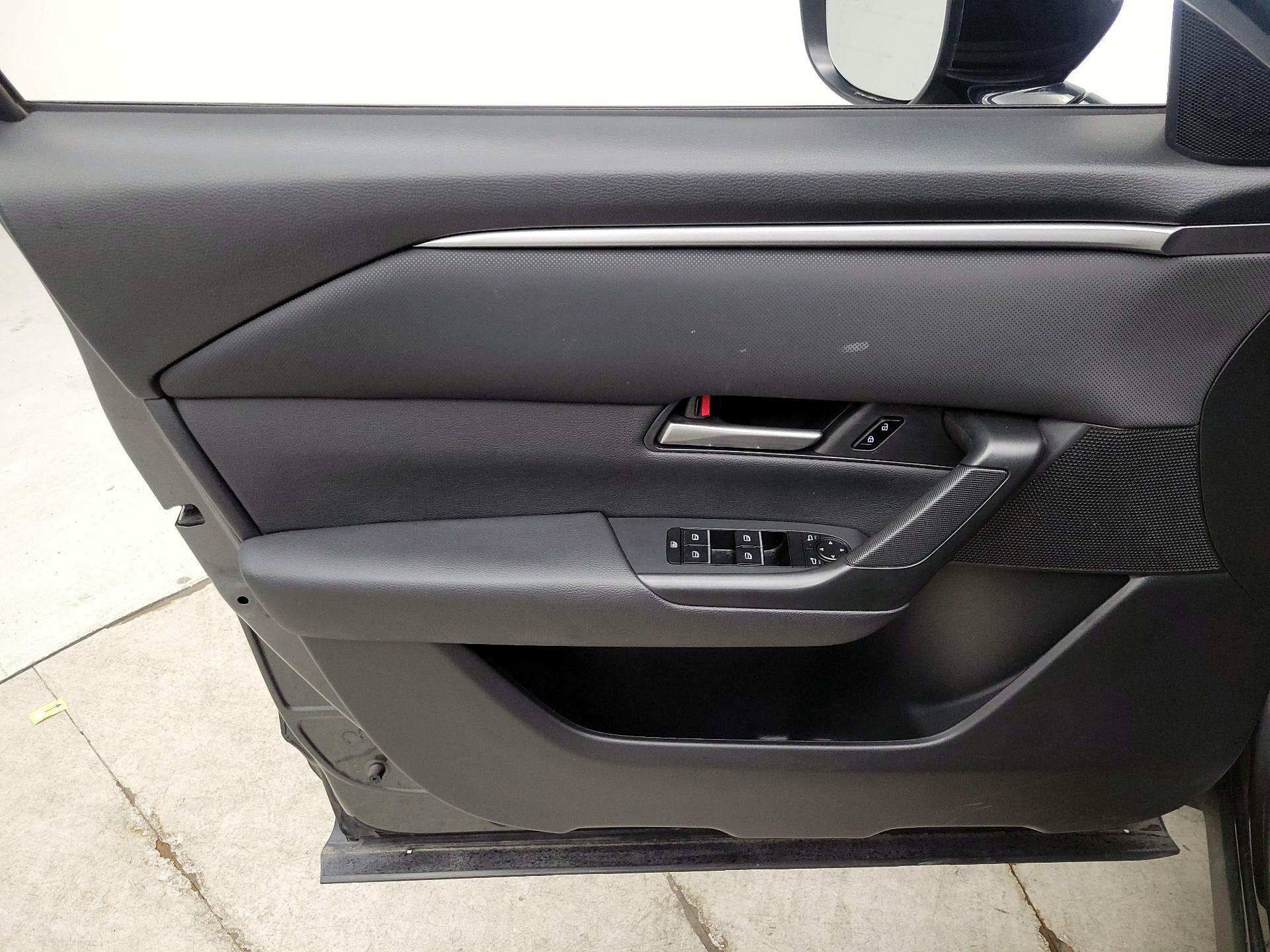 Thumbnail: 2025 Mazda CX-50 - 12