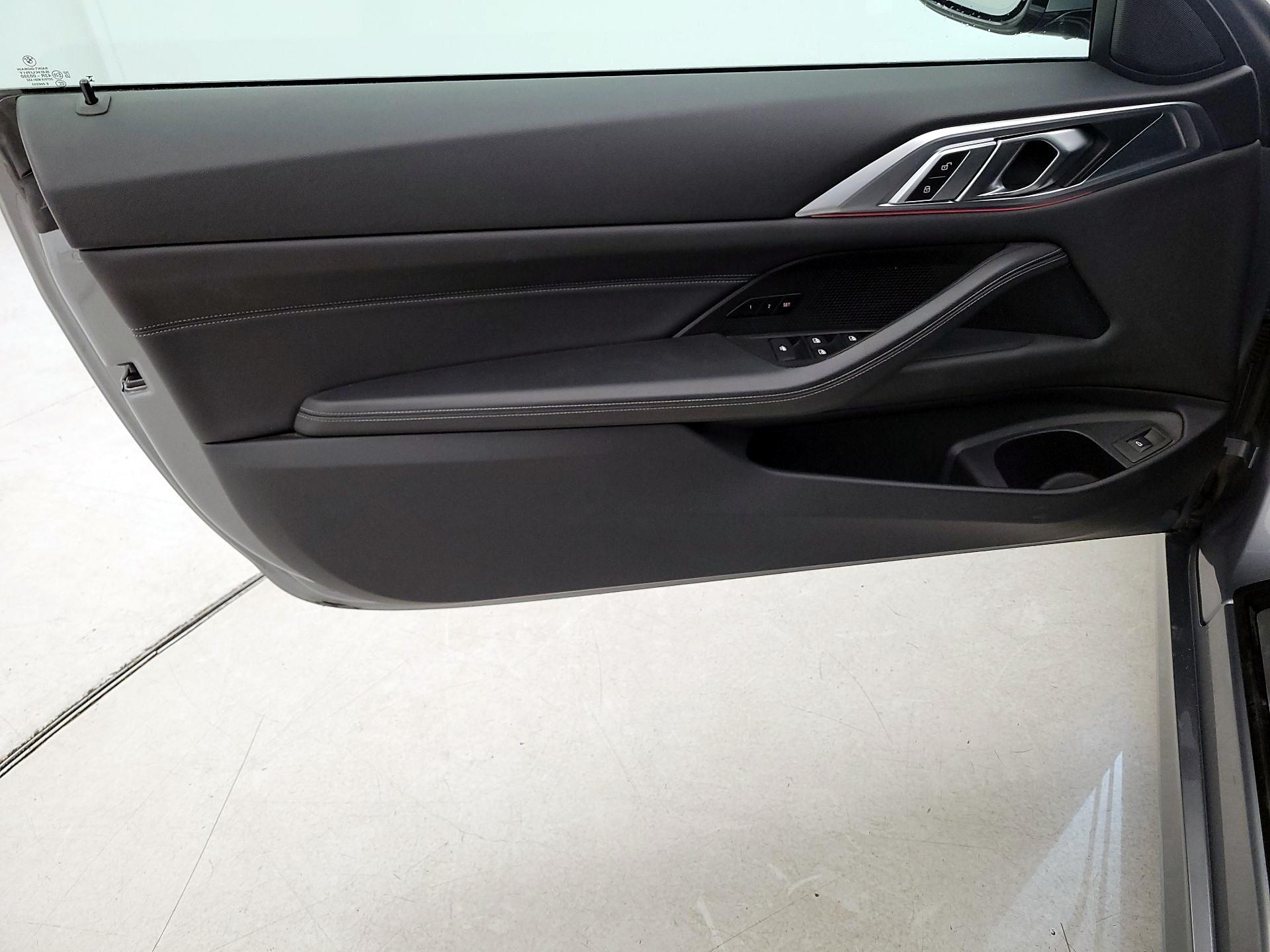 Thumbnail: 2025 BMW 4 Series - 12