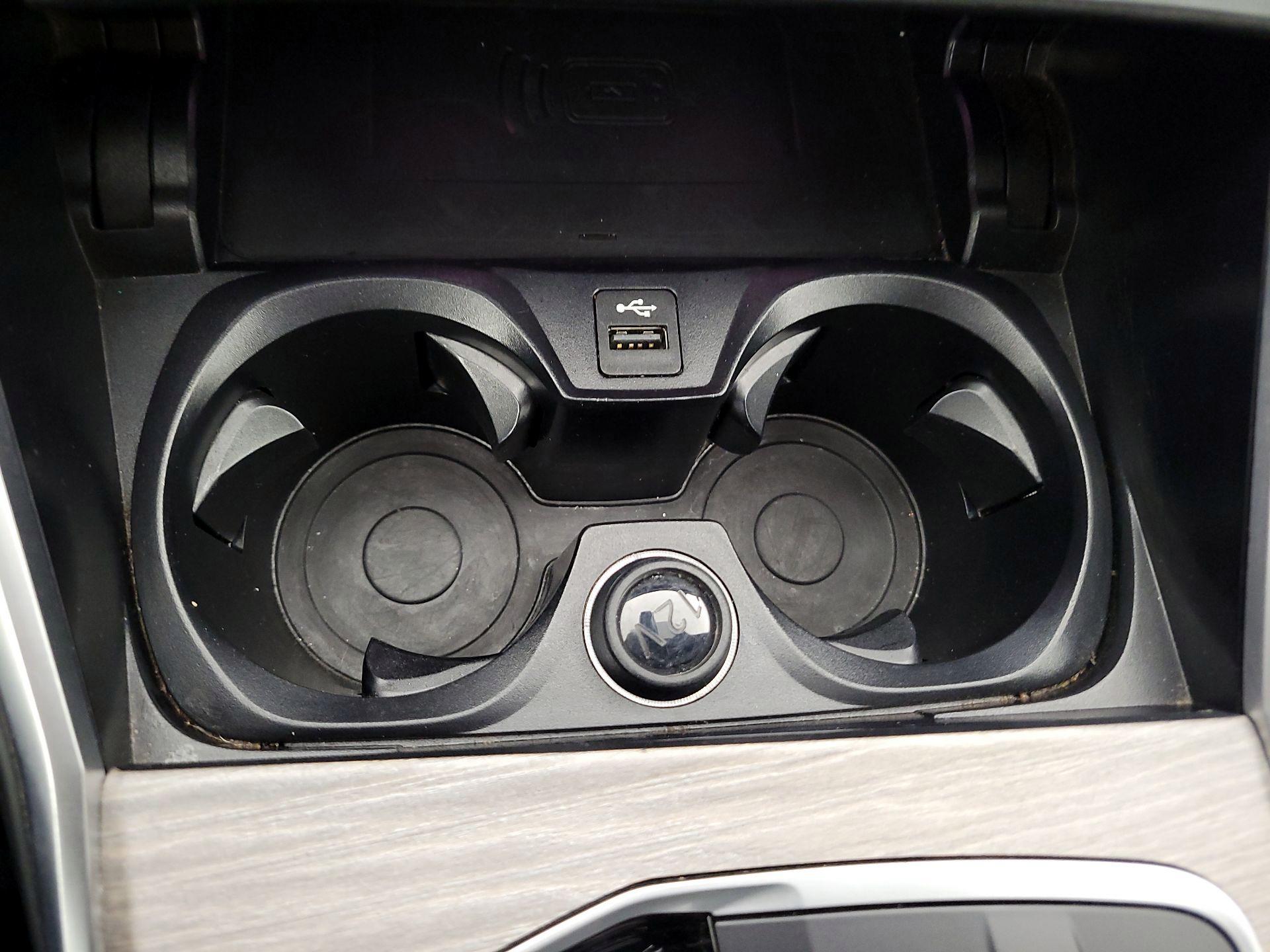 Thumbnail: 2025 BMW 4 Series - 19