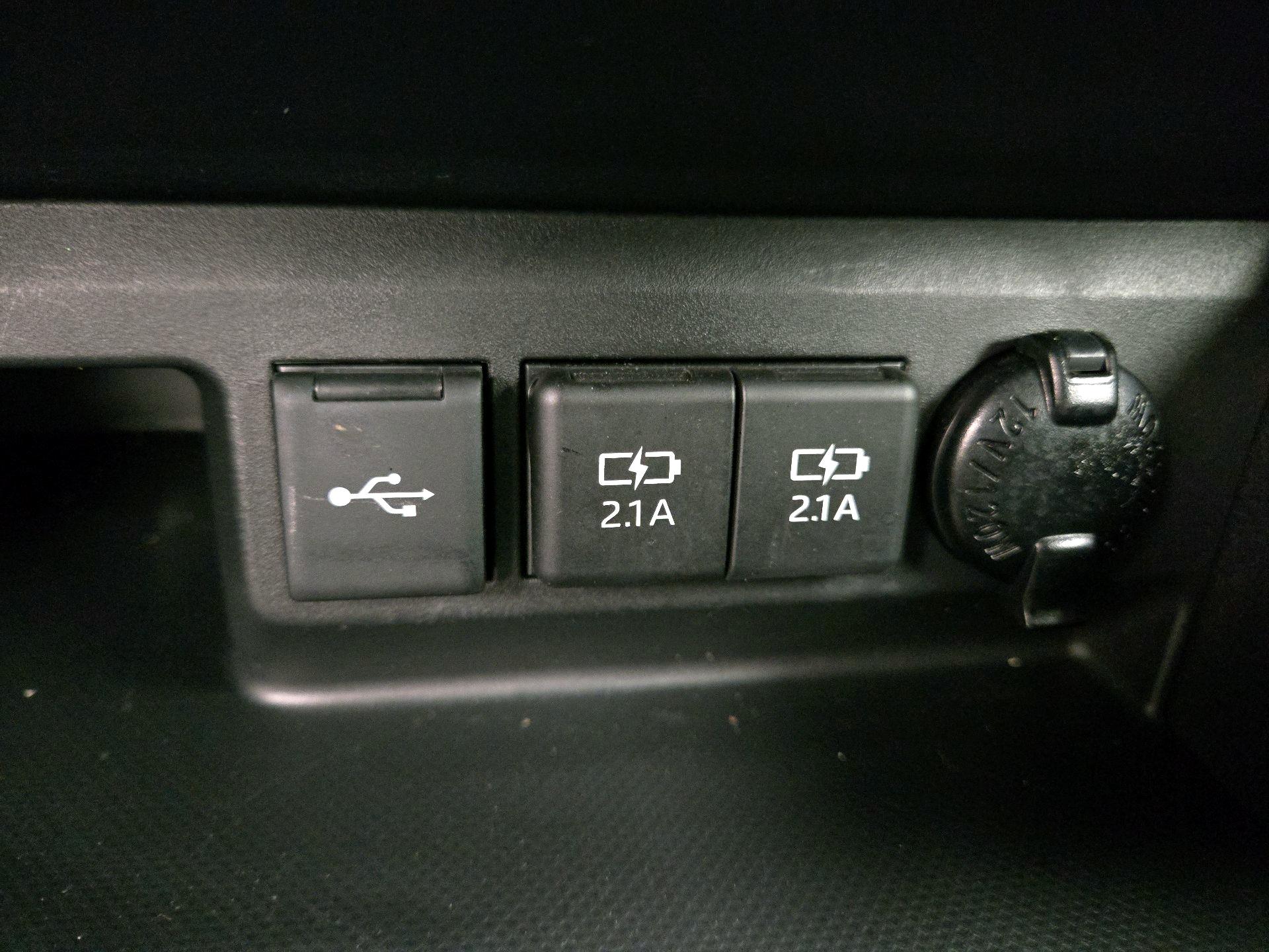 Thumbnail: 2021 Toyota Highlander - 18