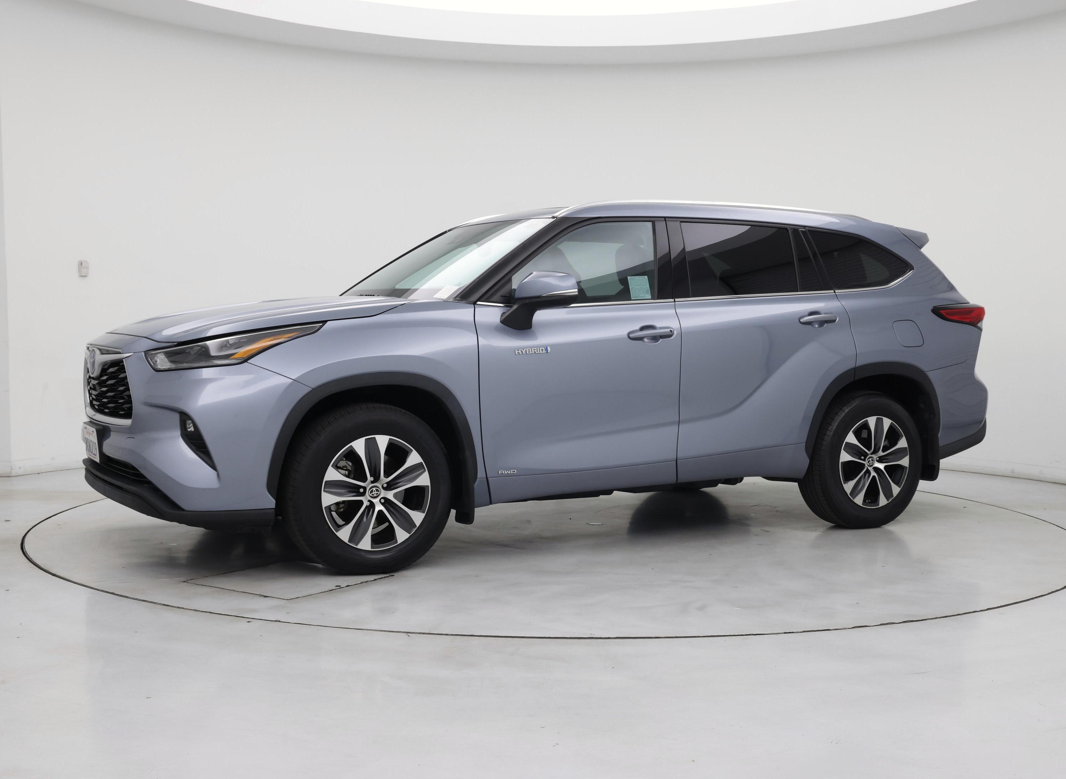 Thumbnail: 2021 Toyota Highlander - 4