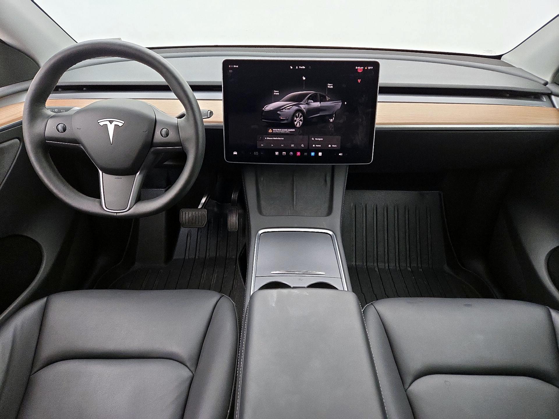 Thumbnail: 2023 Tesla Model Y - 9