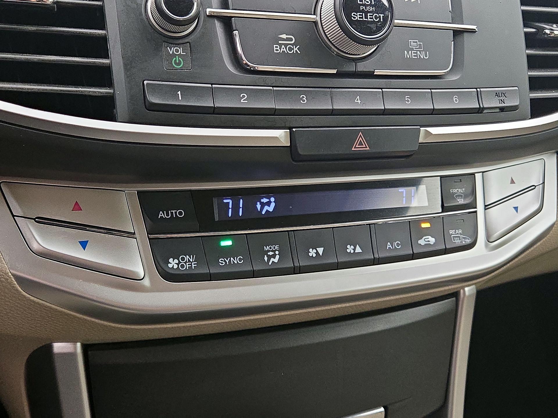 Thumbnail: 2014 Honda Accord - 16