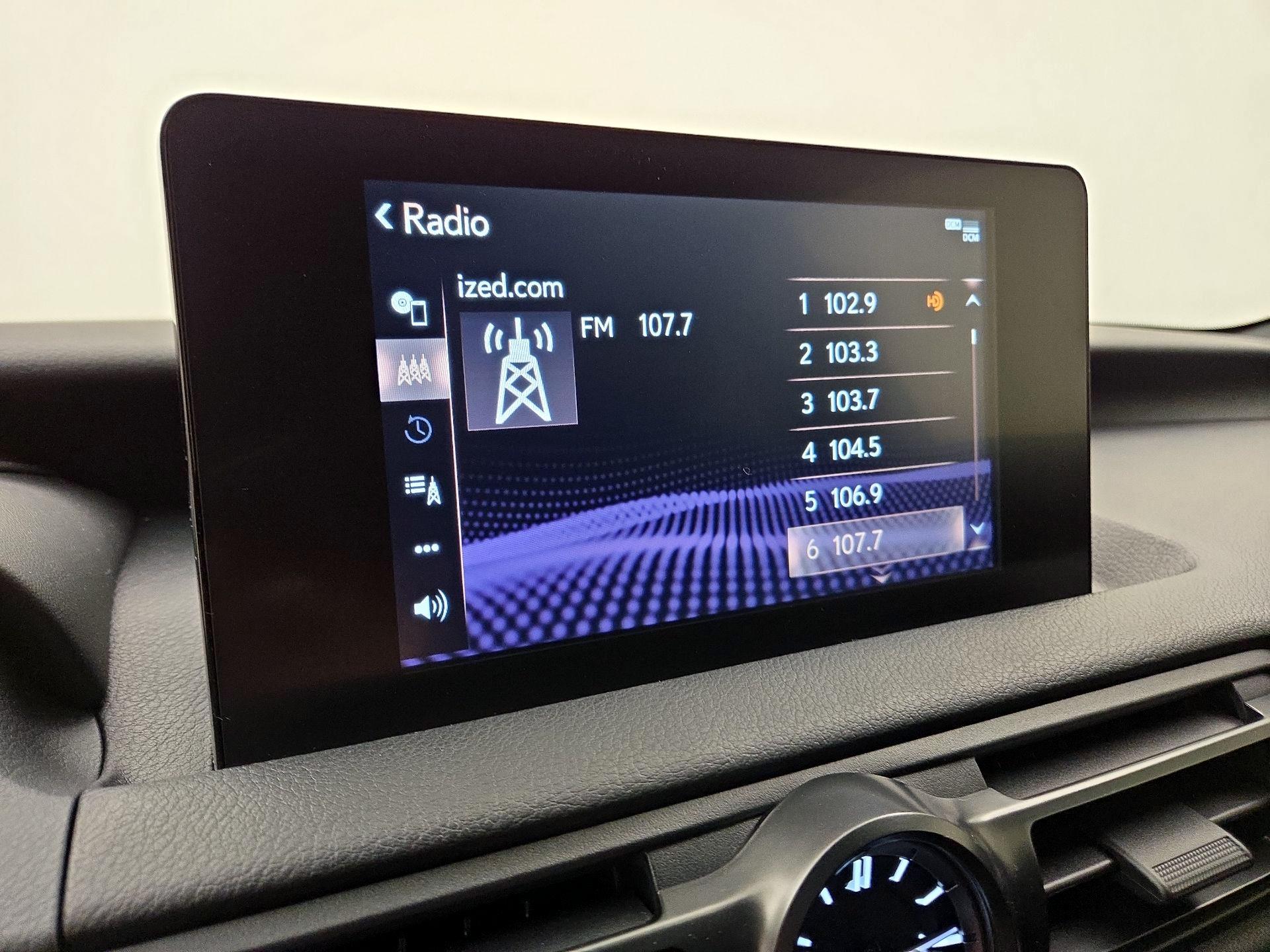 Thumbnail: 2025 Lexus IS - 15