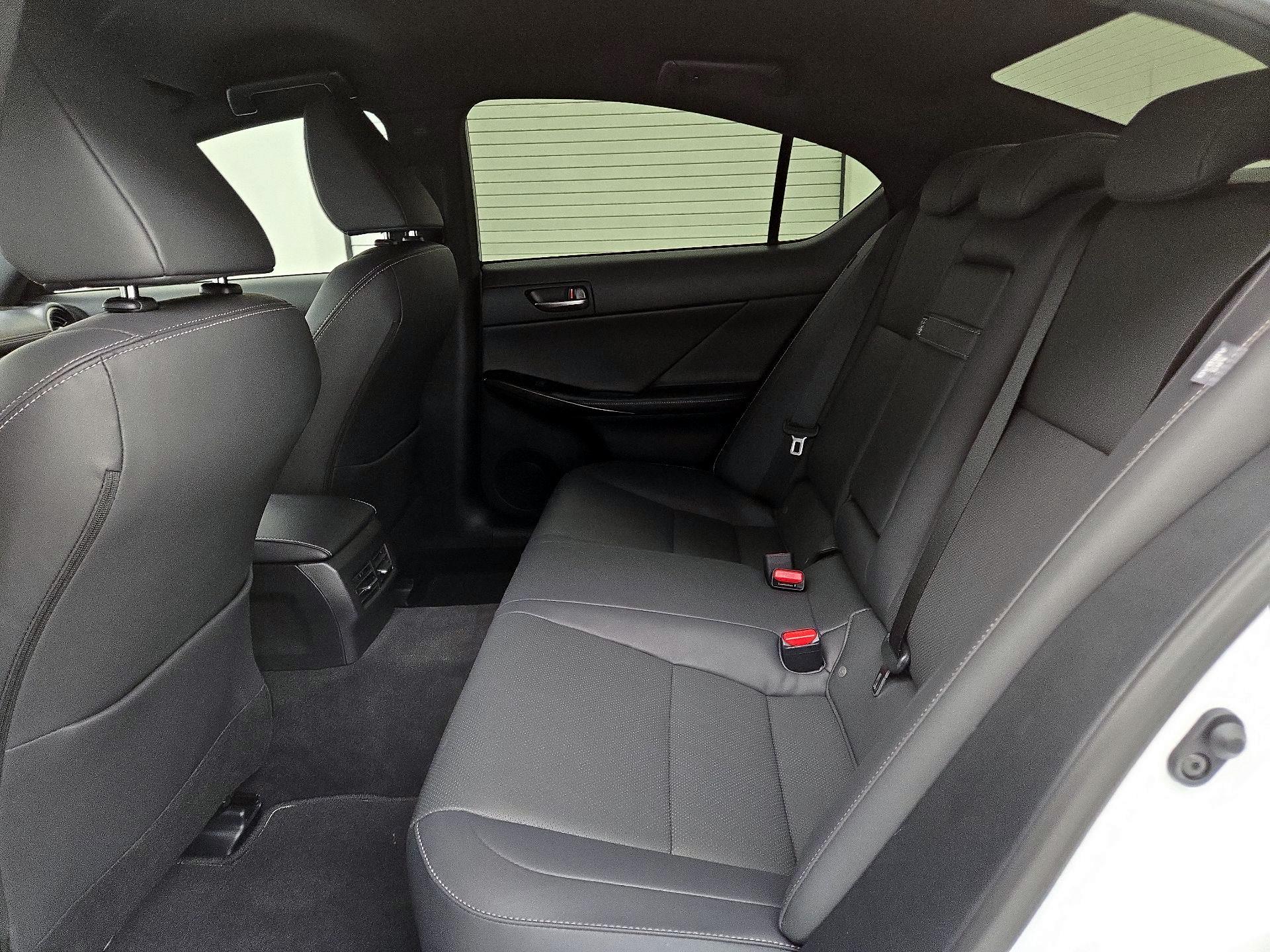 Thumbnail: 2025 Lexus IS - 19