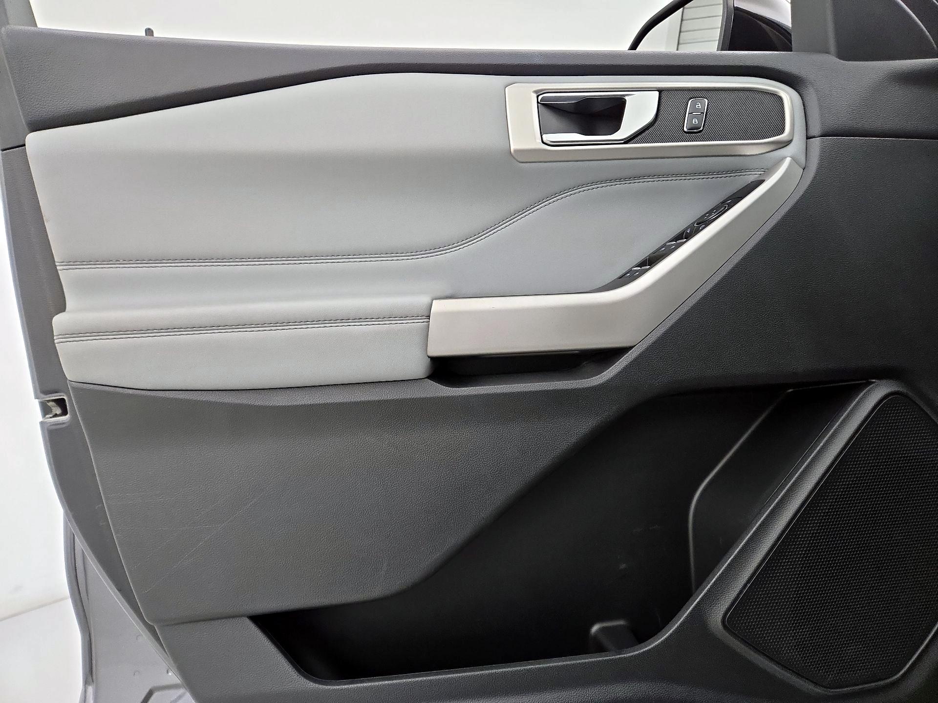 Thumbnail: 2022 Ford Explorer - 12