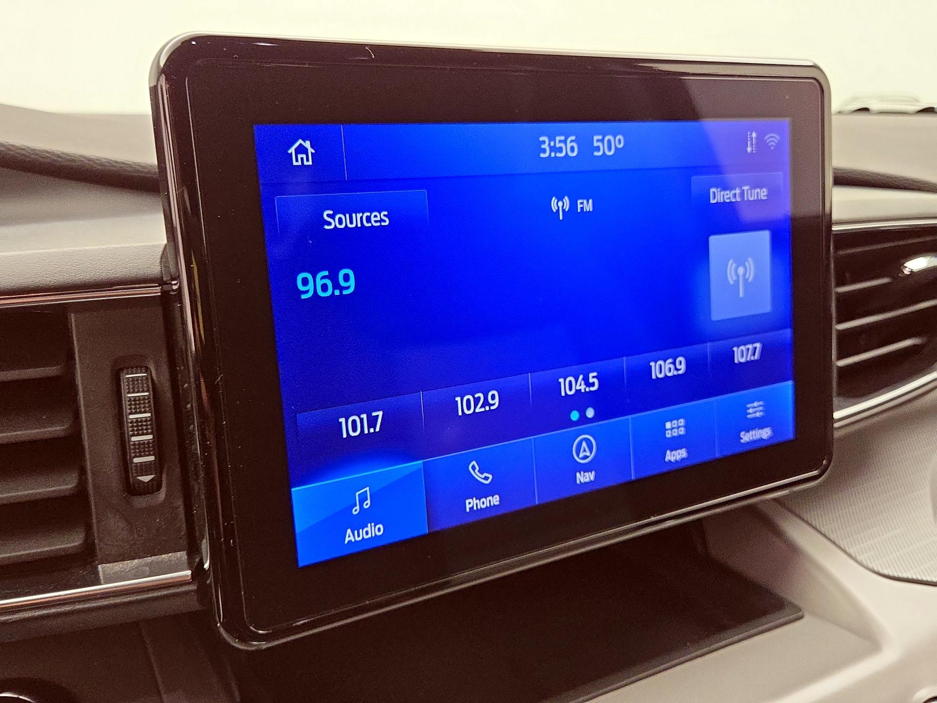 Thumbnail: 2022 Ford Explorer - 16