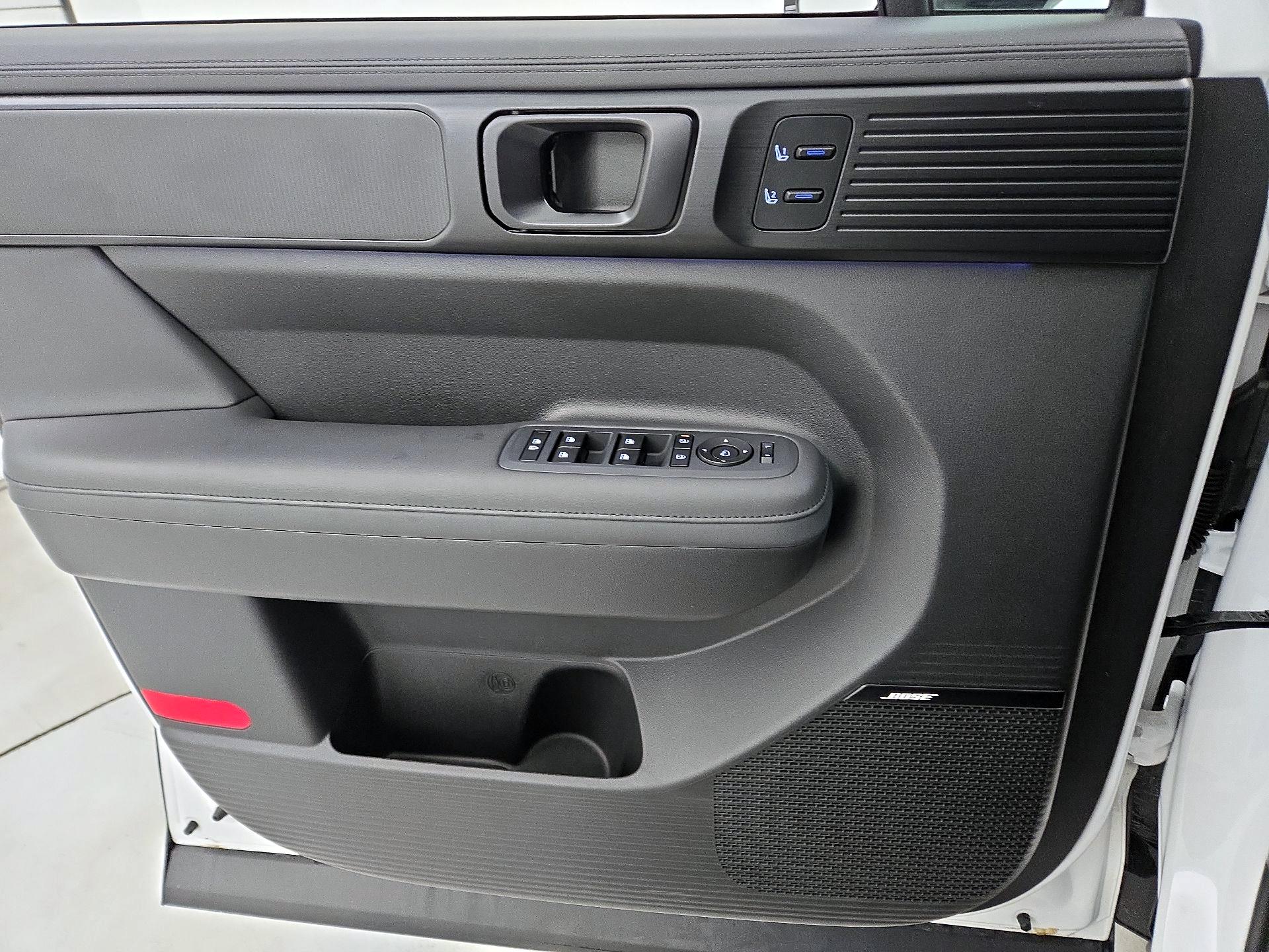 Thumbnail: 2024 Hyundai Santa Fe - 12