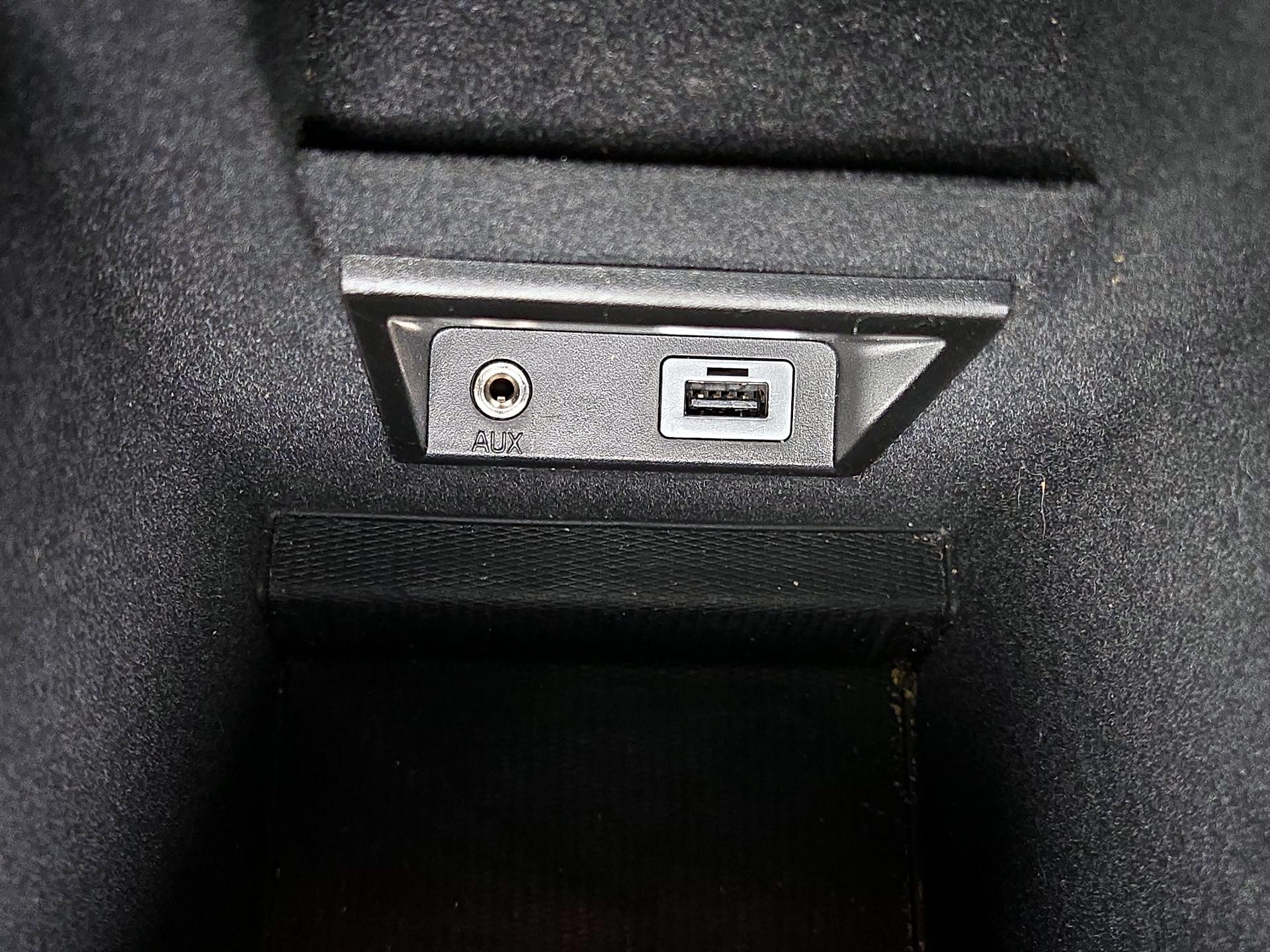 Thumbnail: 2016 Volvo XC60 - 19