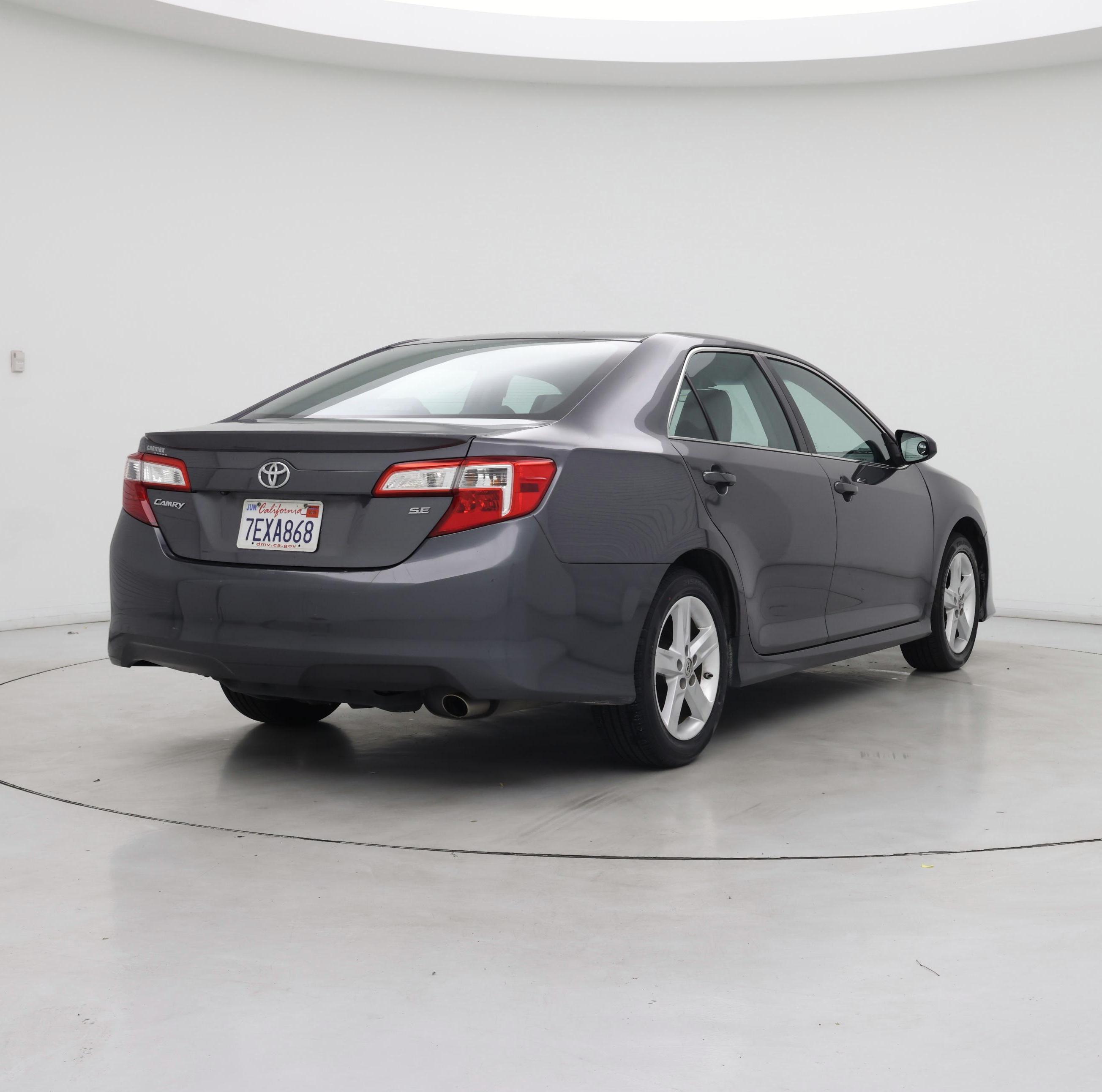 Thumbnail: 2014 Toyota Camry - 8
