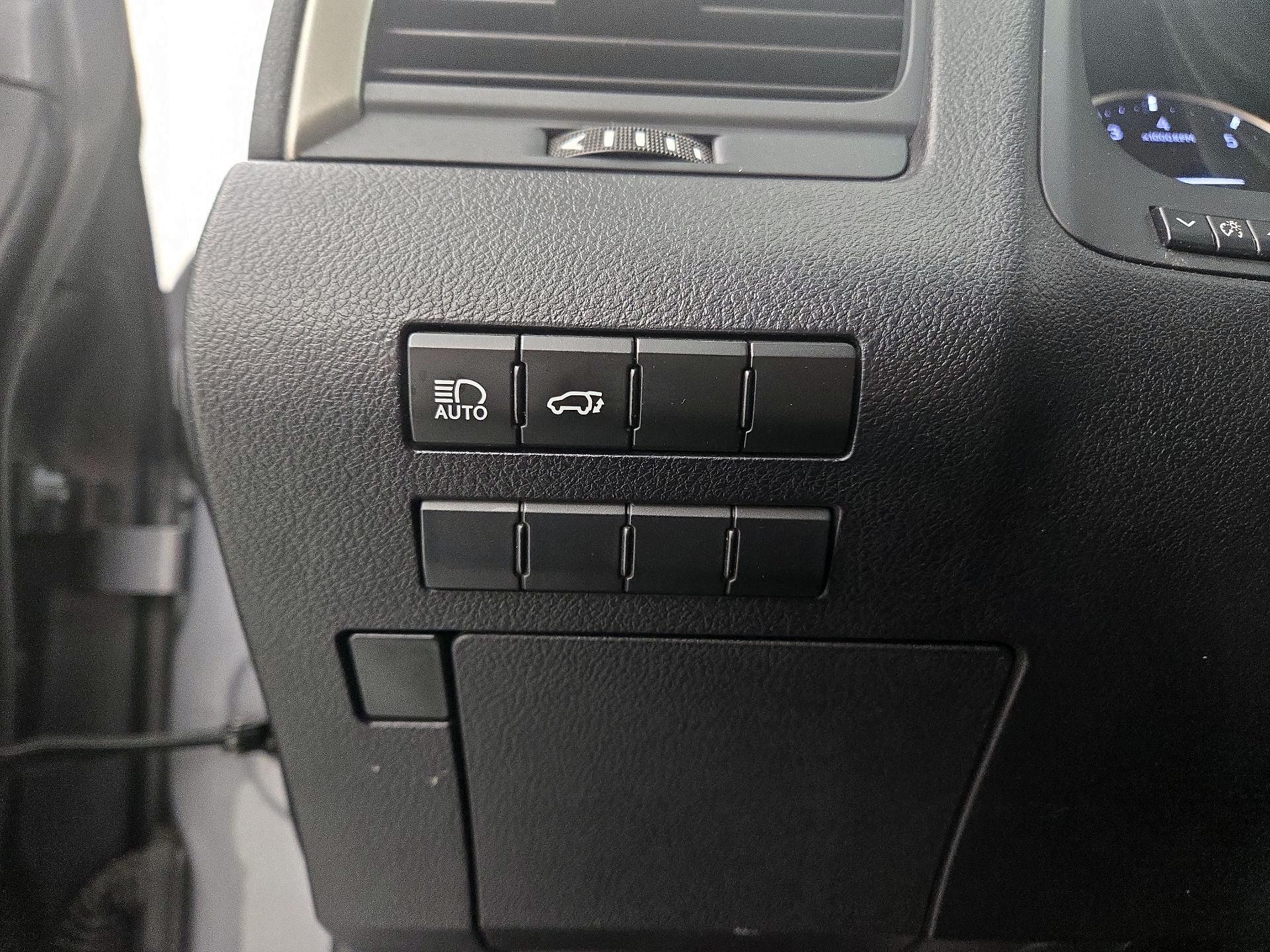 Thumbnail: 2021 Lexus RX - 13