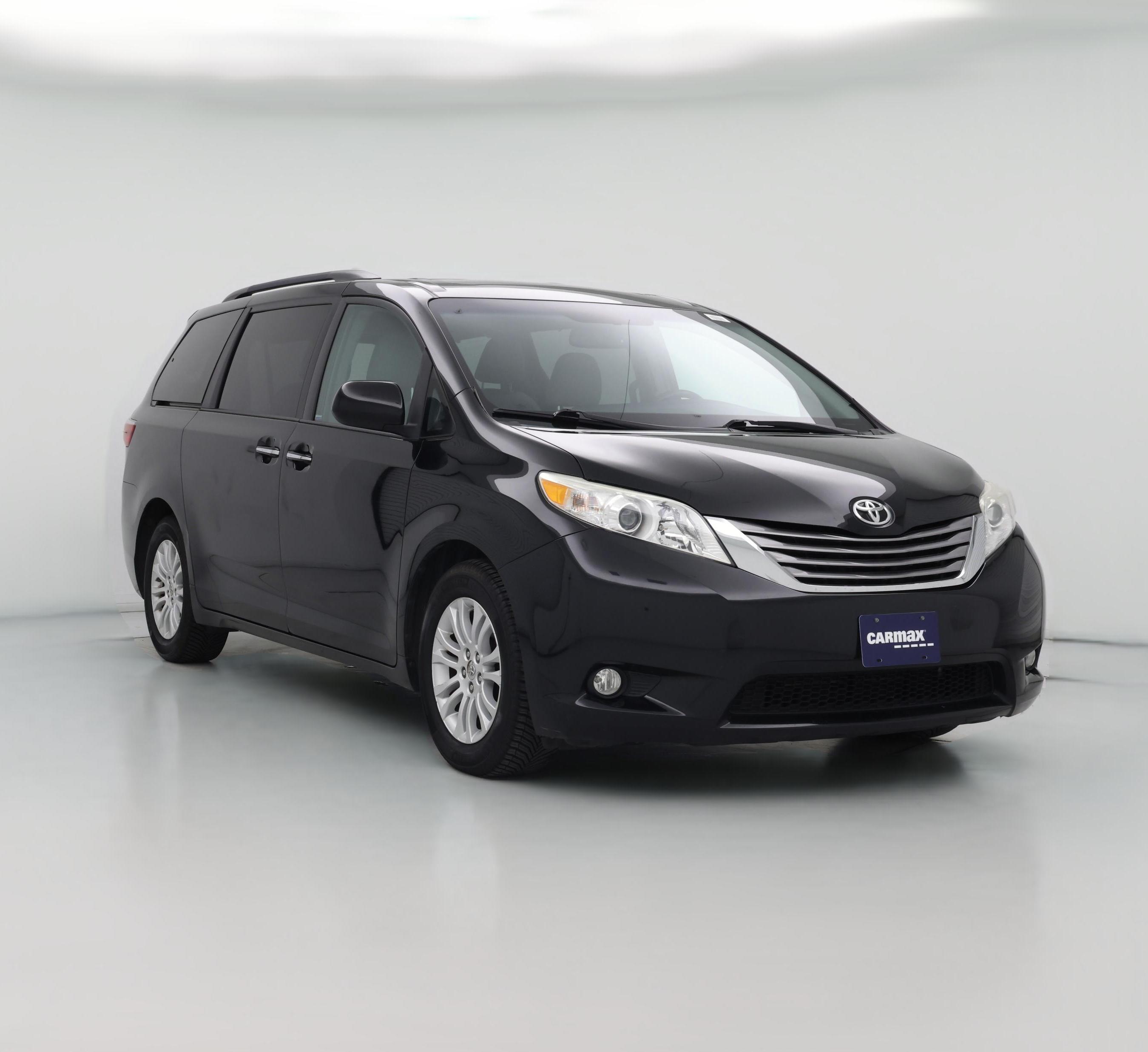Thumbnail: 2015 Toyota Sienna - 1