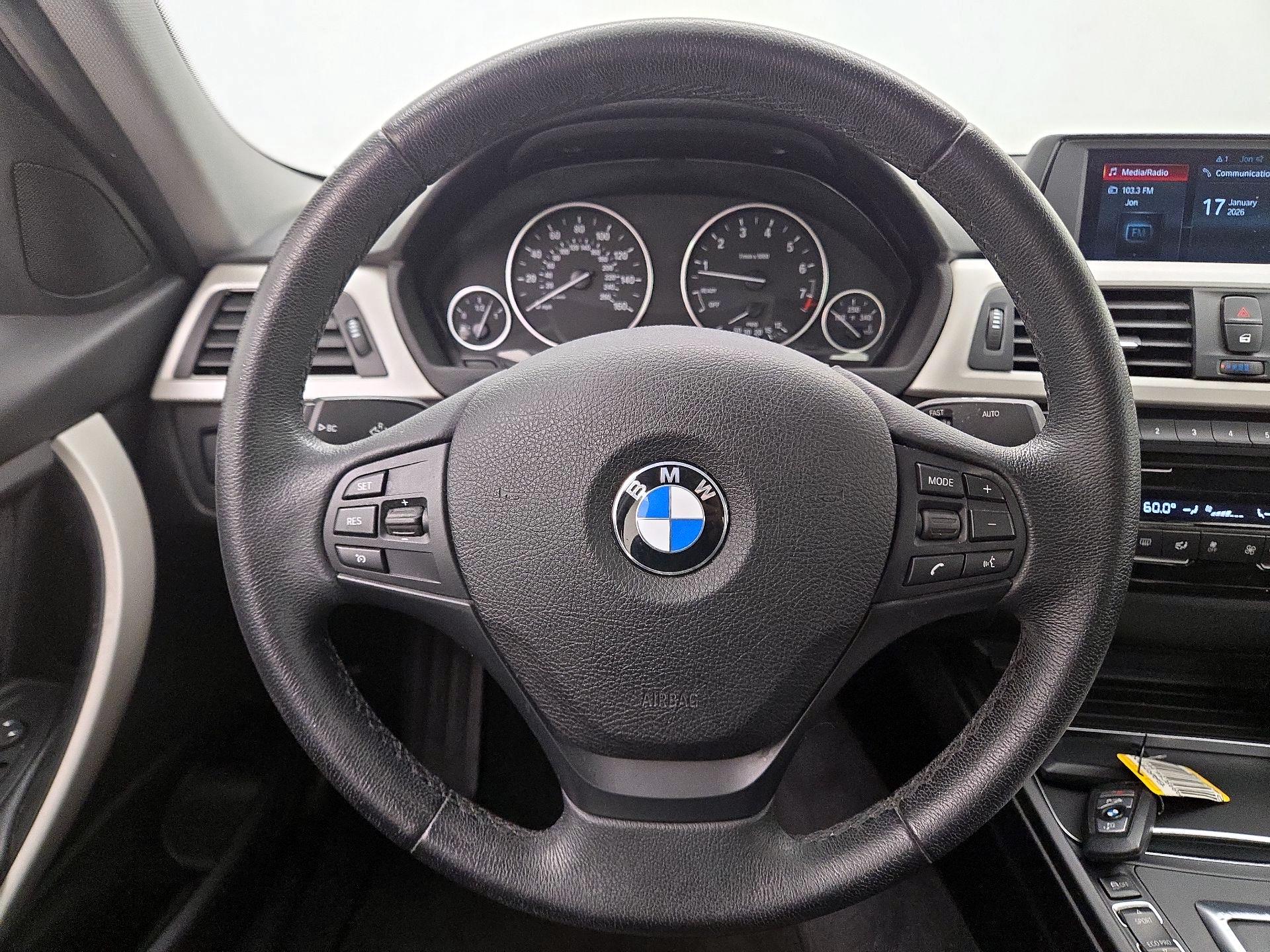 Thumbnail: 2018 BMW 3 Series - 10