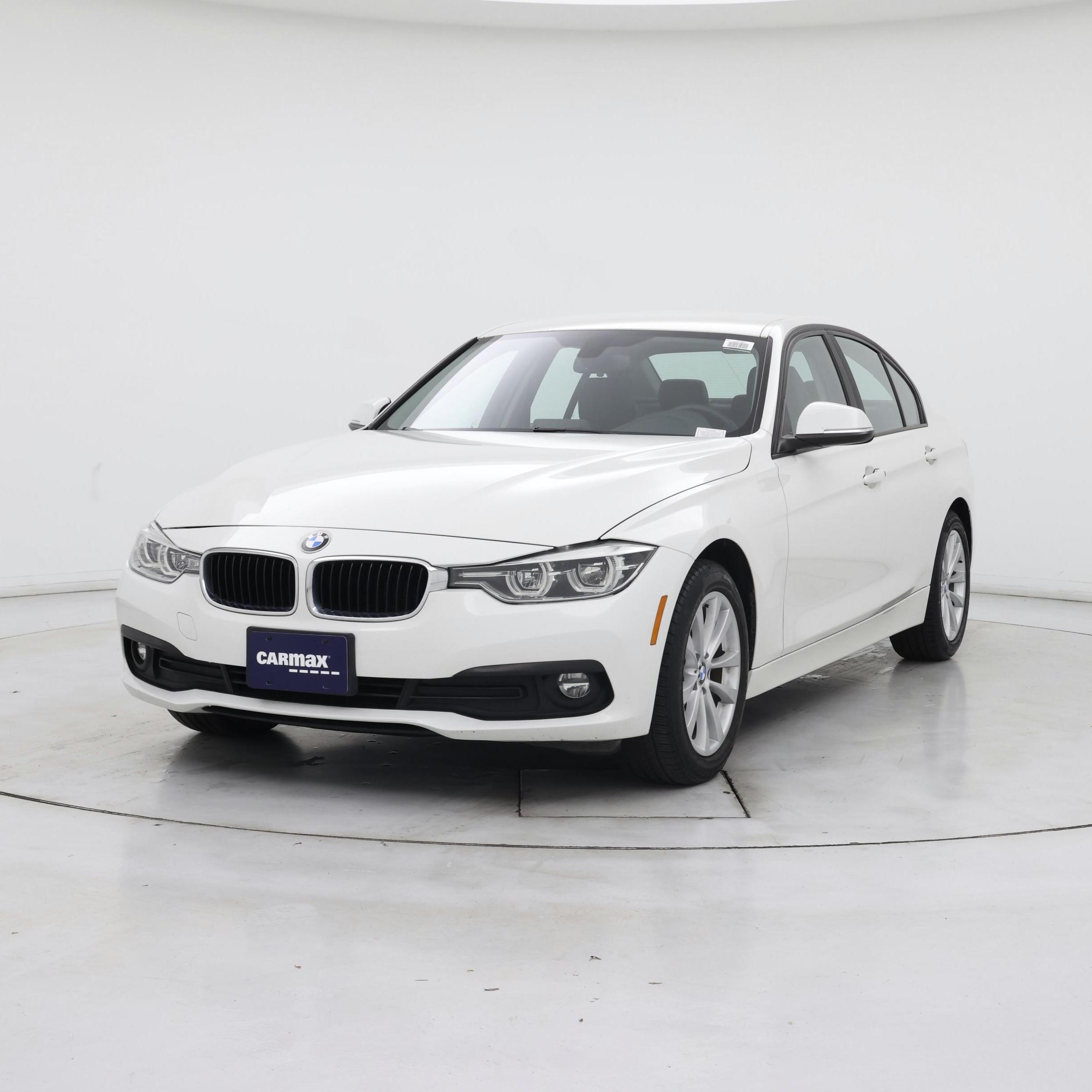 Thumbnail: 2018 BMW 3 Series - 4