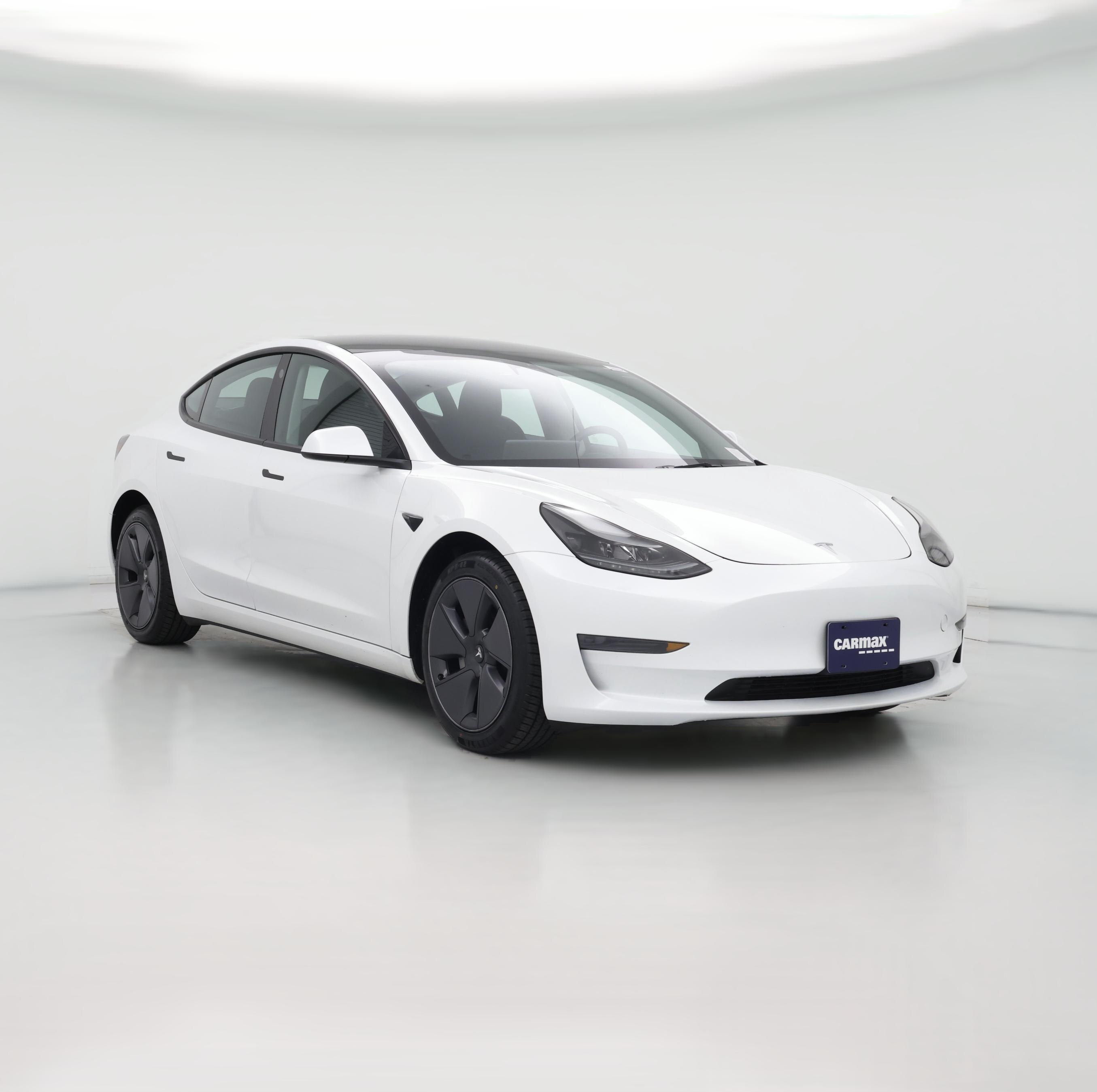Thumbnail: 2023 Tesla Model 3 - 1