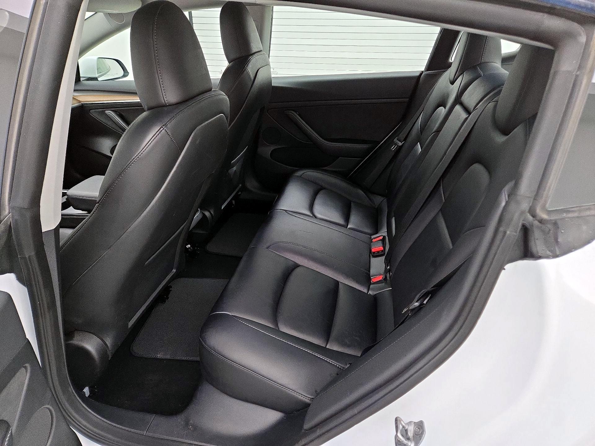 Thumbnail: 2023 Tesla Model 3 - 20