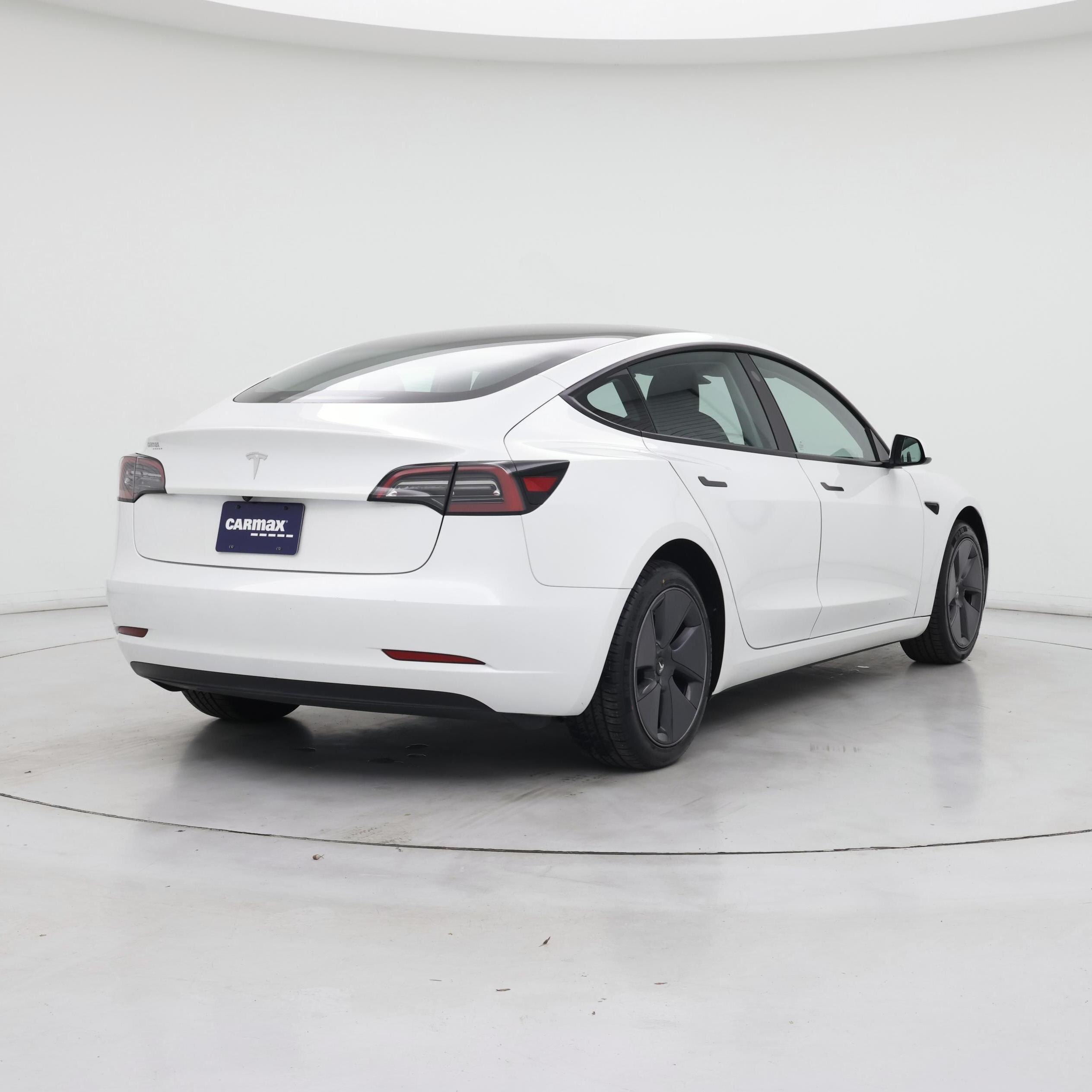 Thumbnail: 2023 Tesla Model 3 - 8