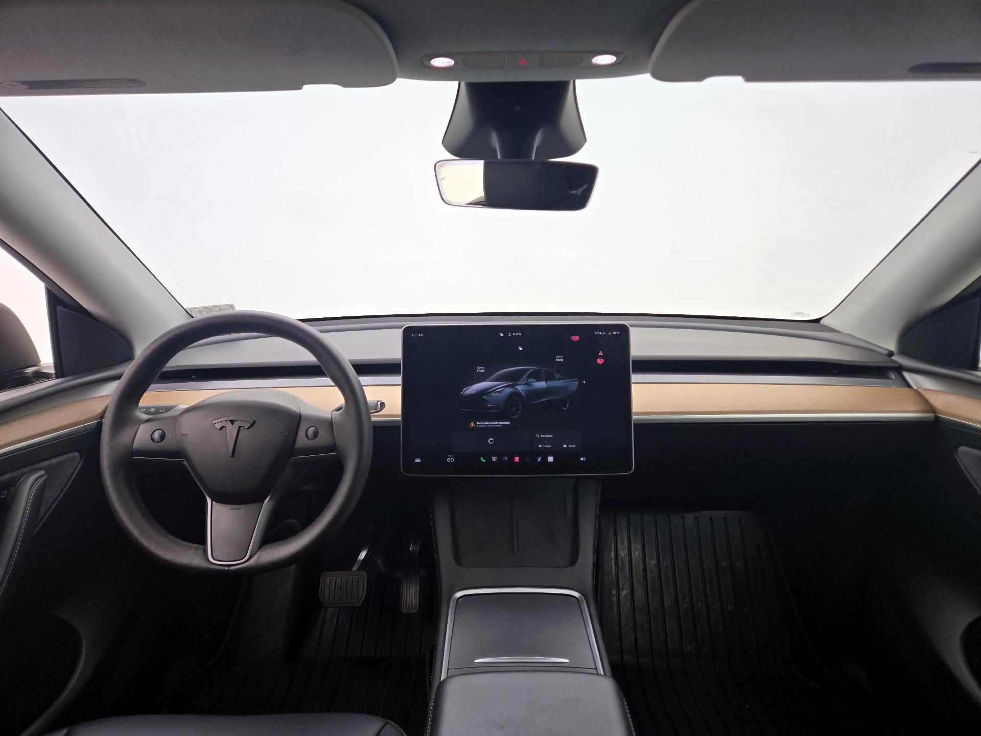 Thumbnail: 2024 Tesla Model Y - 9