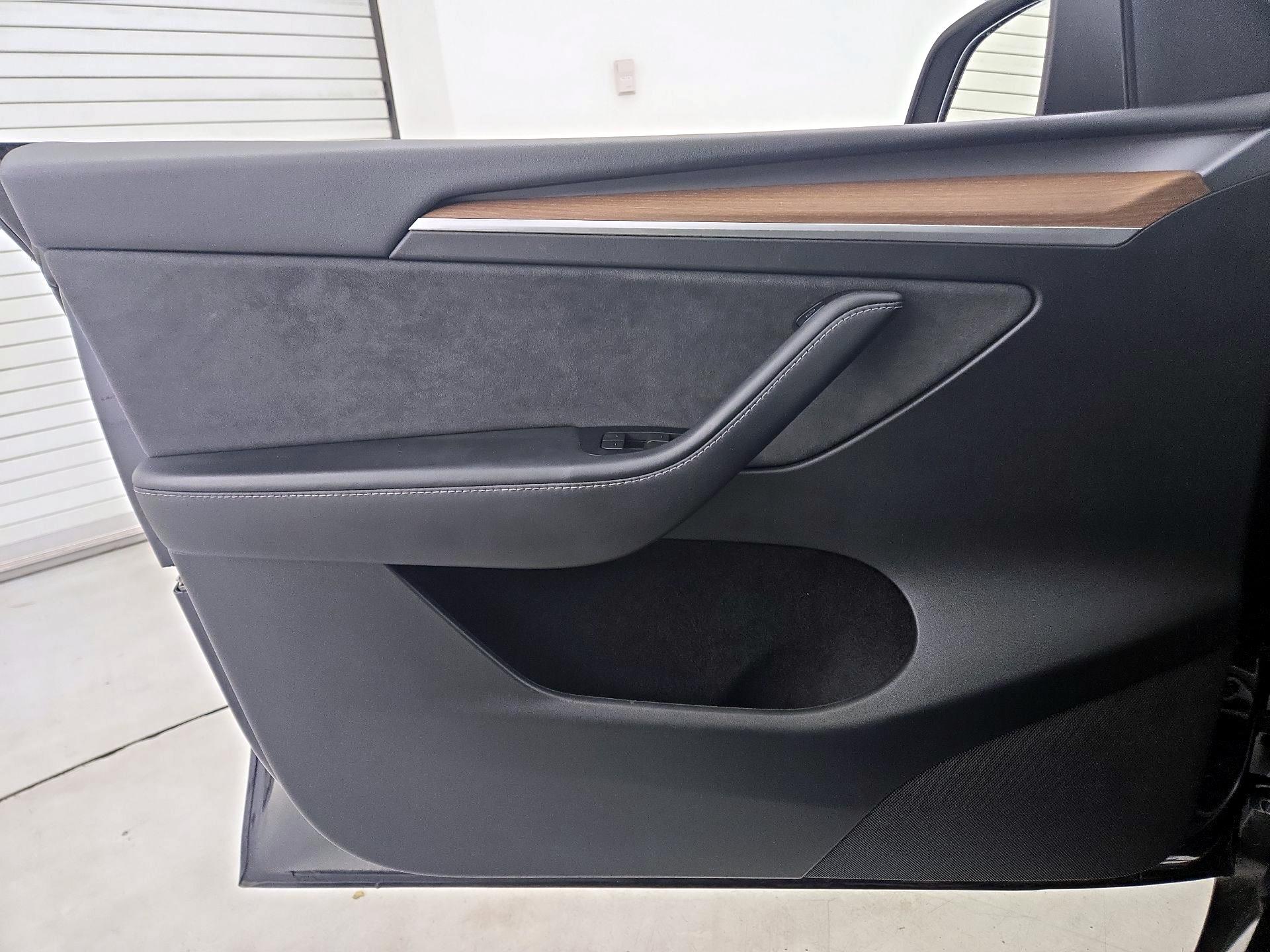 Thumbnail: 2024 Tesla Model Y - 12