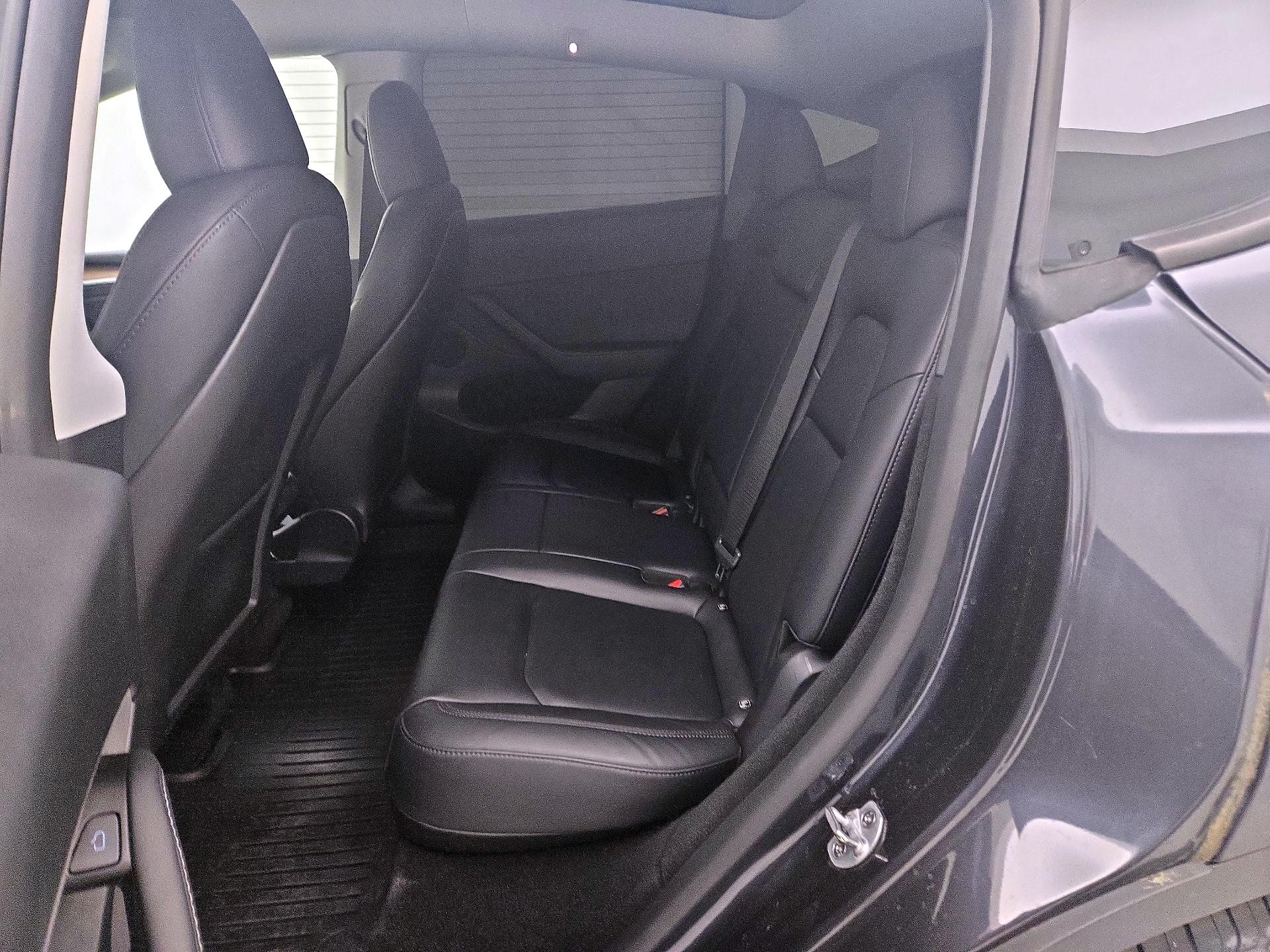 Thumbnail: 2024 Tesla Model Y - 19