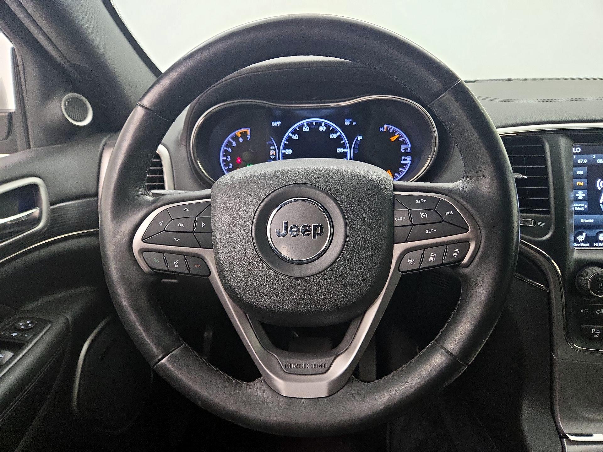 Thumbnail: 2018 Jeep Grand Cherokee - 10