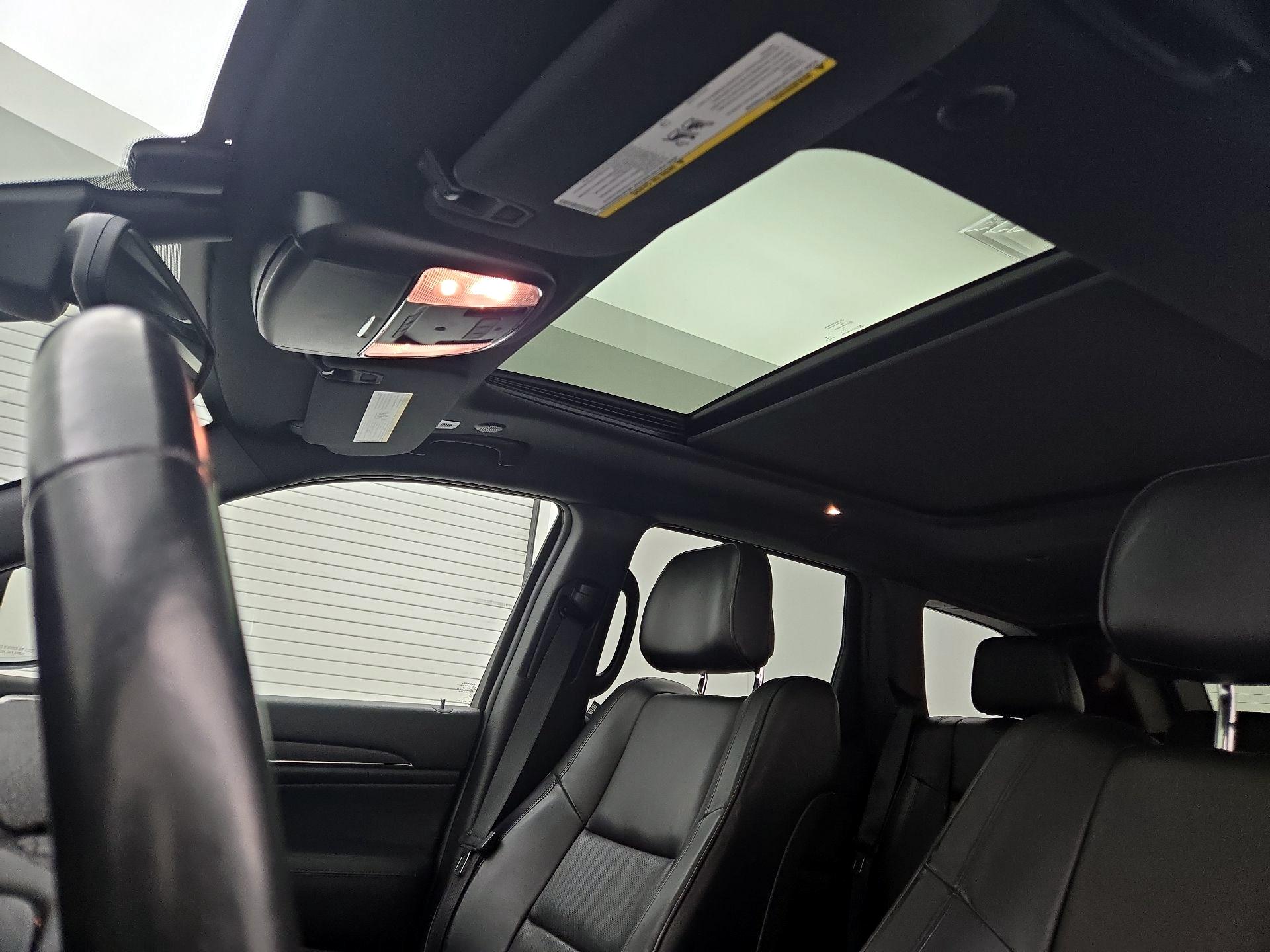 Thumbnail: 2018 Jeep Grand Cherokee - 19