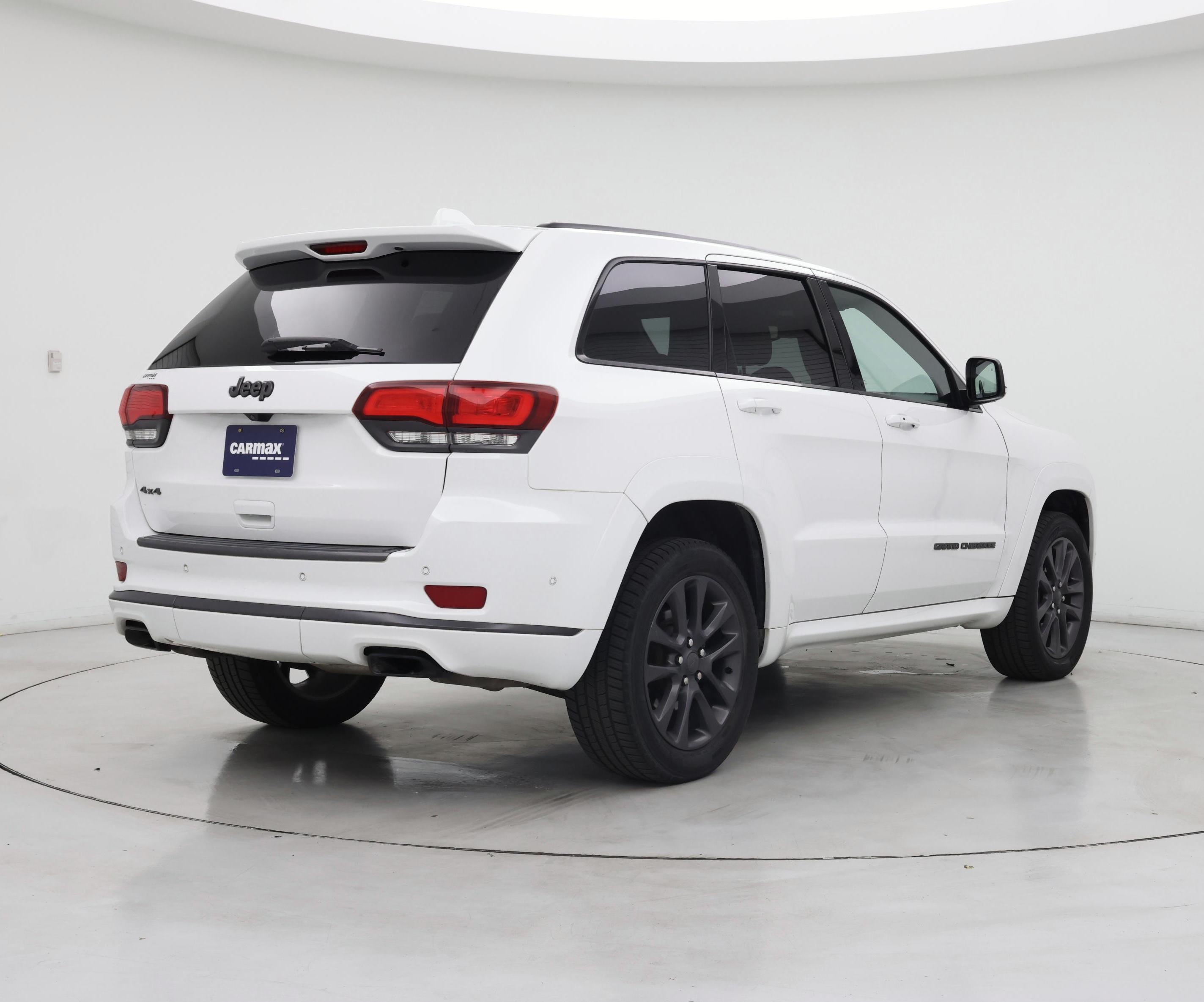 Thumbnail: 2018 Jeep Grand Cherokee - 8