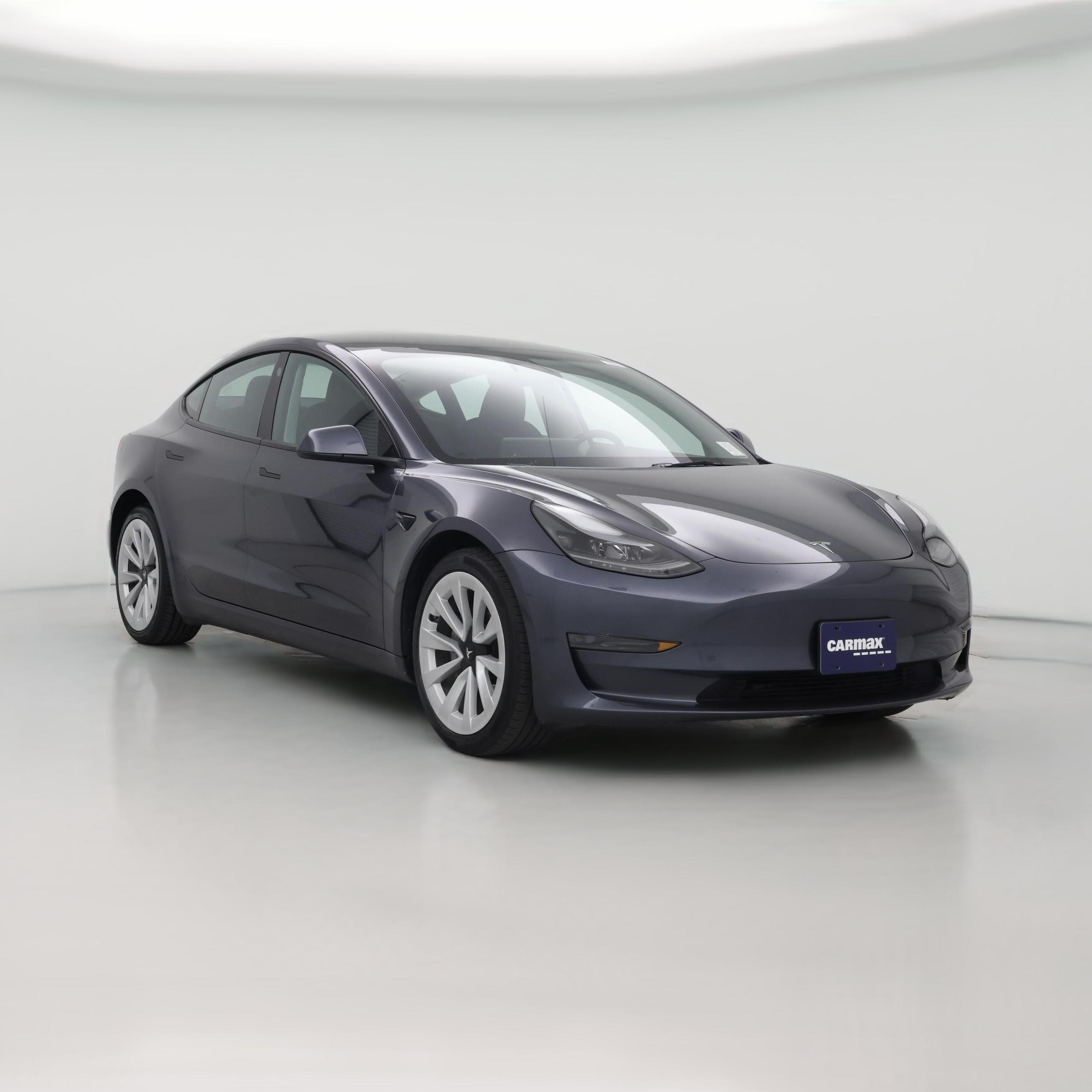 Thumbnail: 2023 Tesla Model 3 - 1