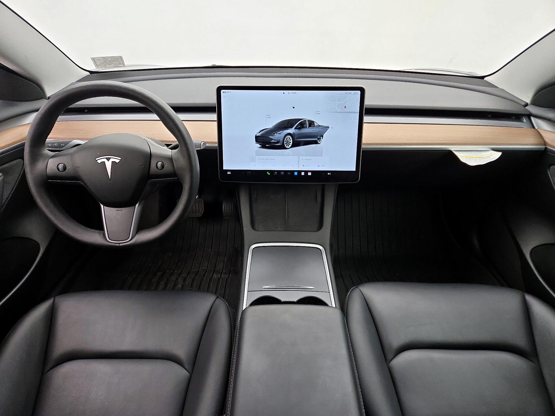 Thumbnail: 2023 Tesla Model 3 - 9