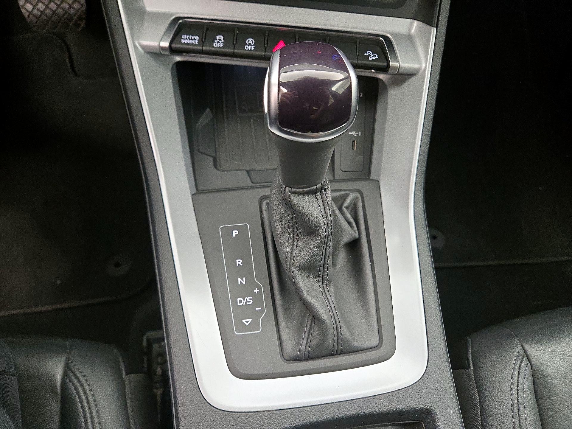 Thumbnail: 2024 Audi Q3 - 17