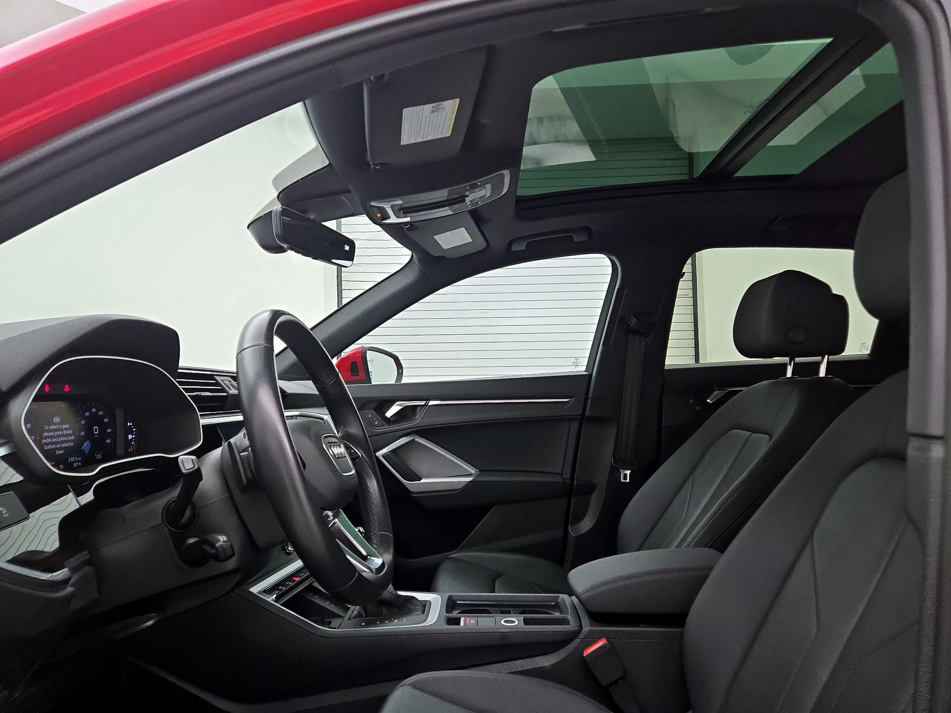 Thumbnail: 2024 Audi Q3 - 19