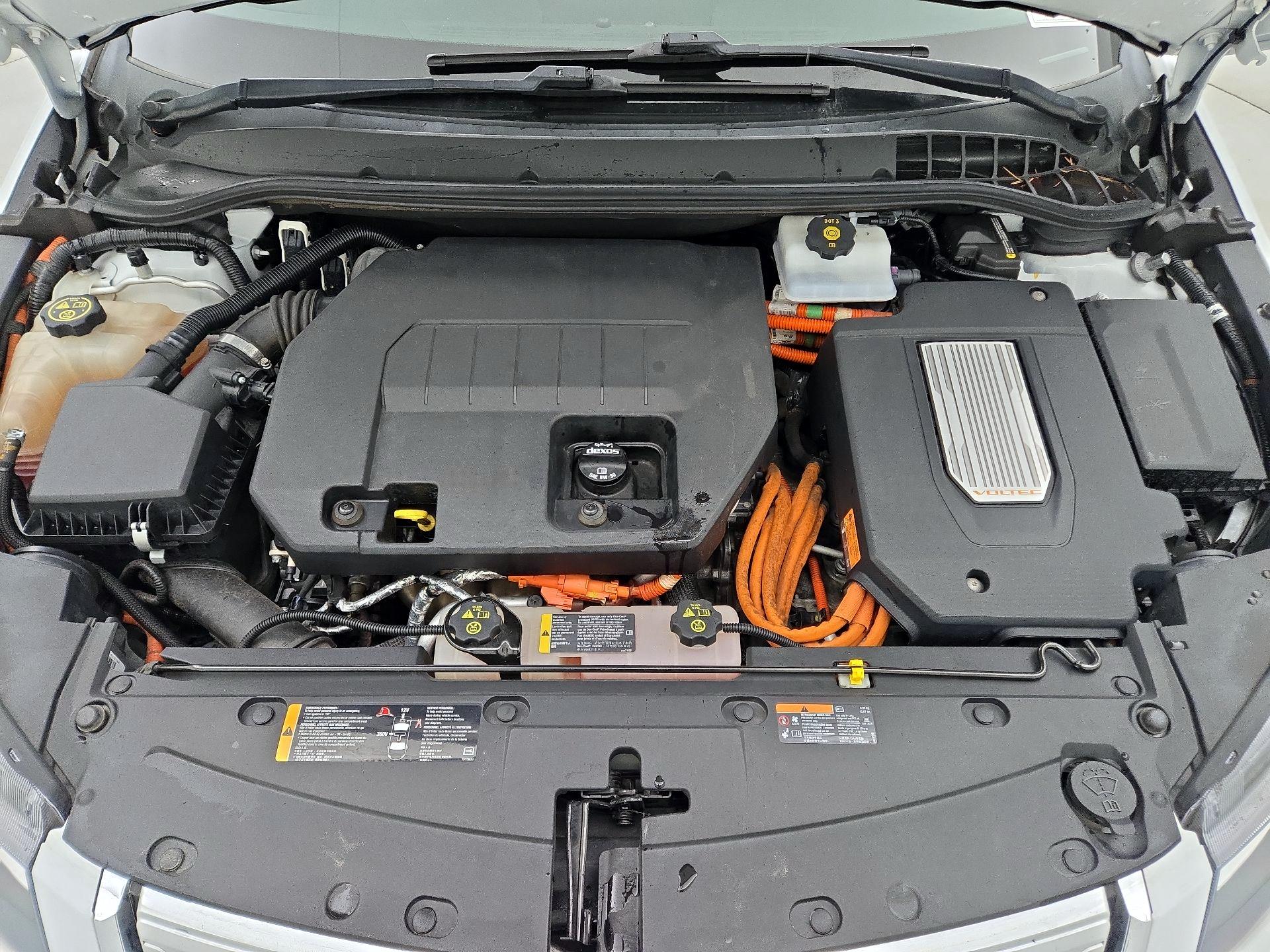 Thumbnail: 2015 Chevrolet Volt - 20