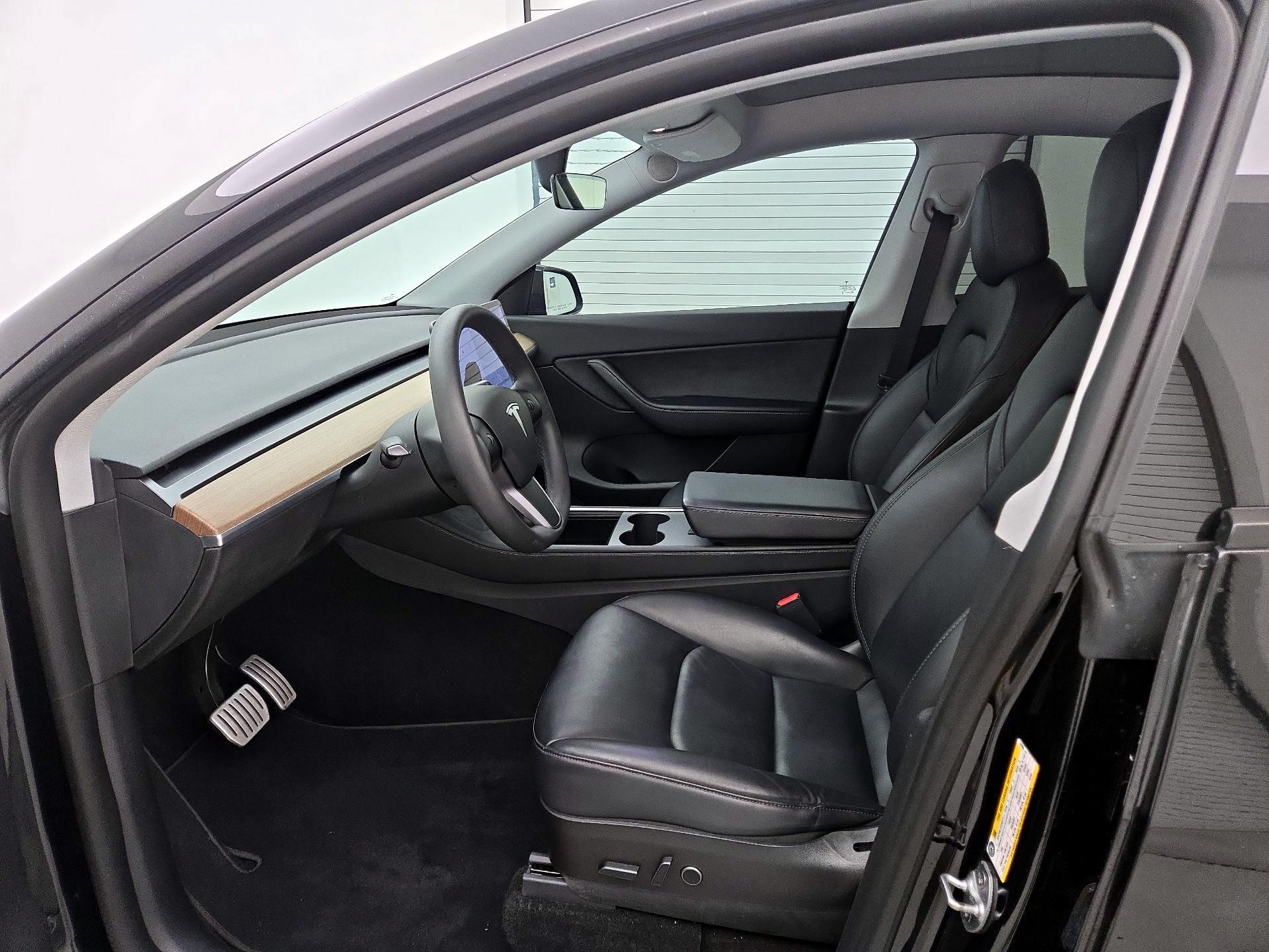 Thumbnail: 2021 Tesla Model Y - 11