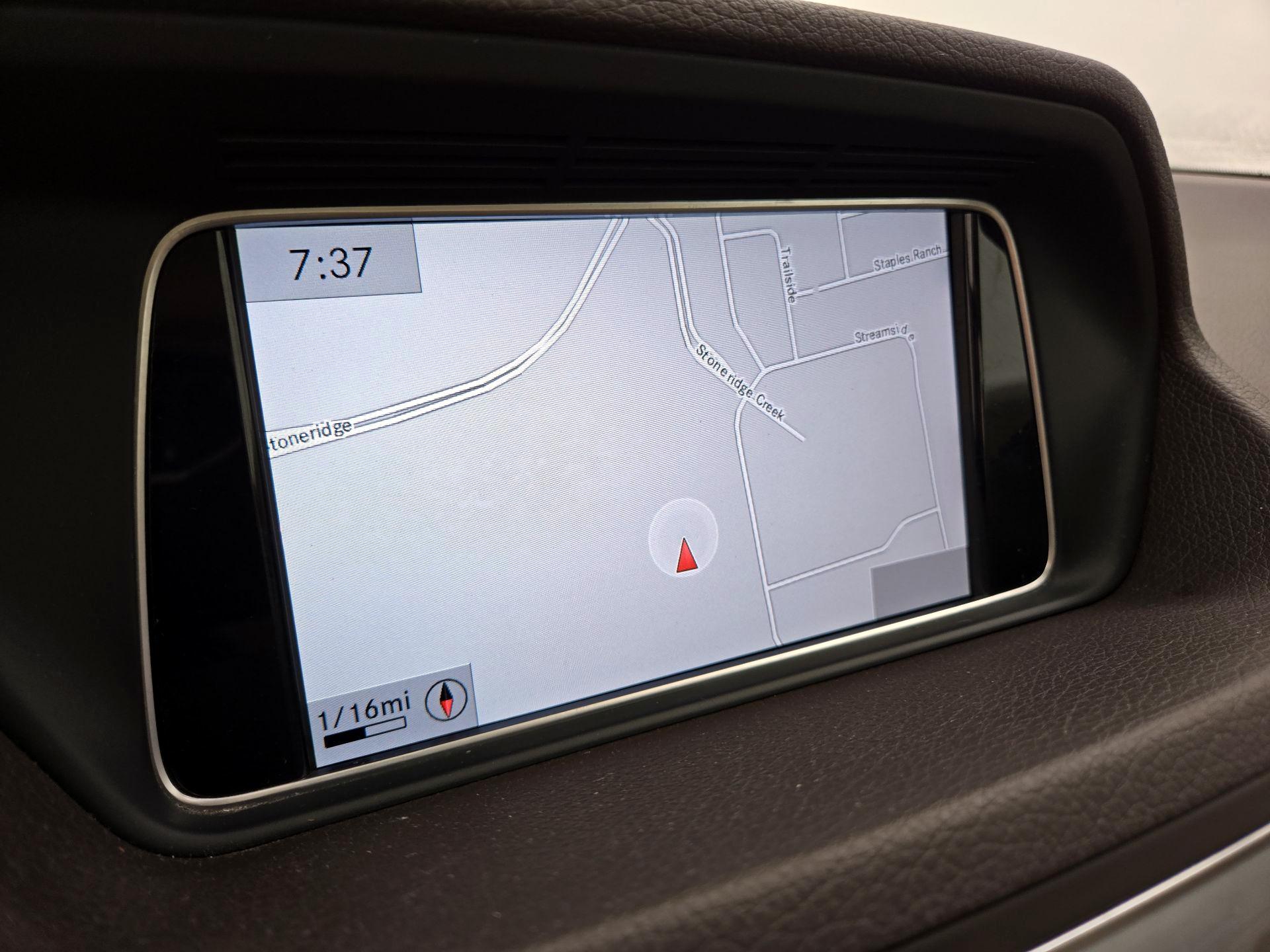 Thumbnail: 2015 Mercedes-Benz E-Class - 14