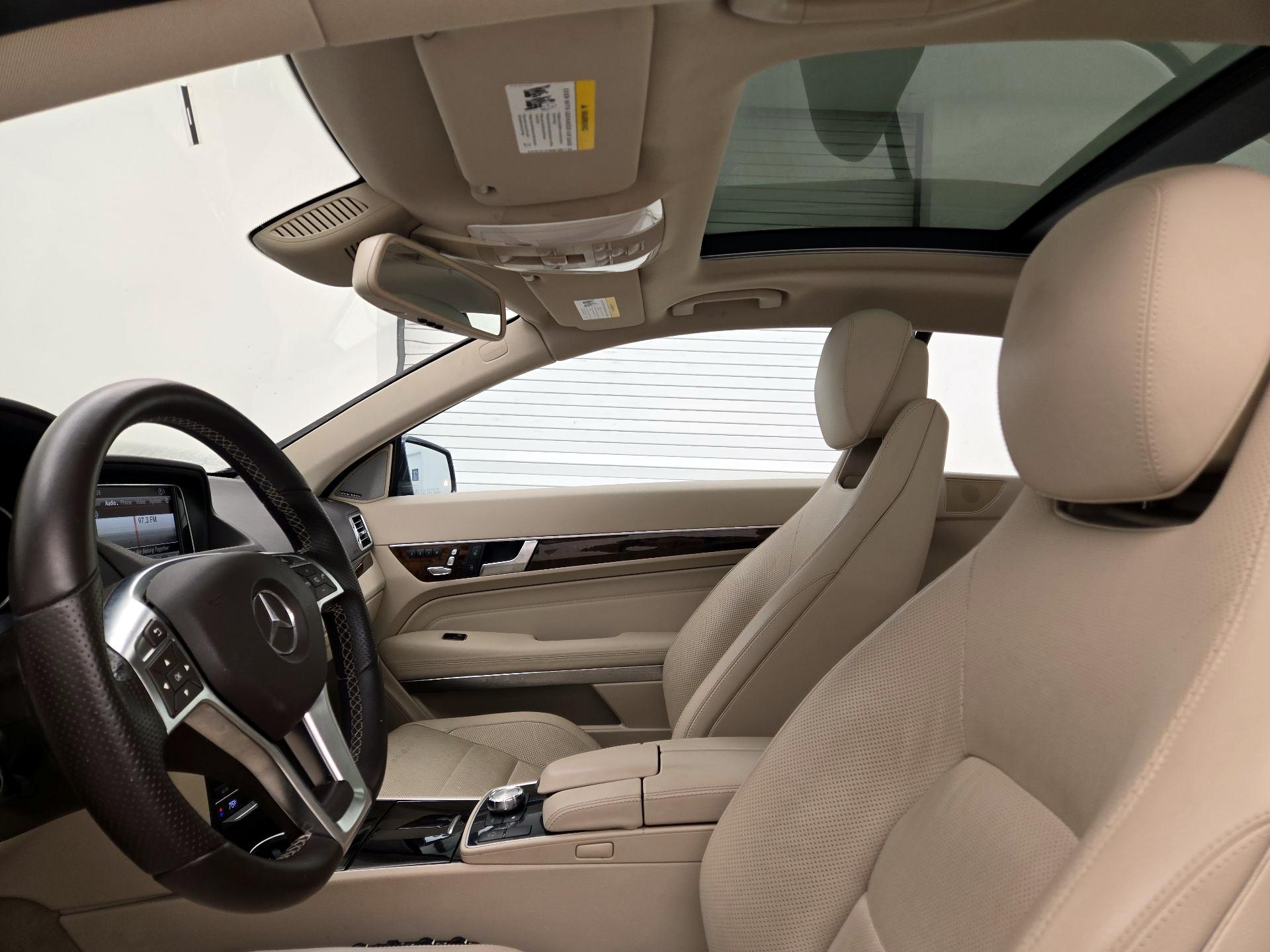 Thumbnail: 2015 Mercedes-Benz E-Class - 20