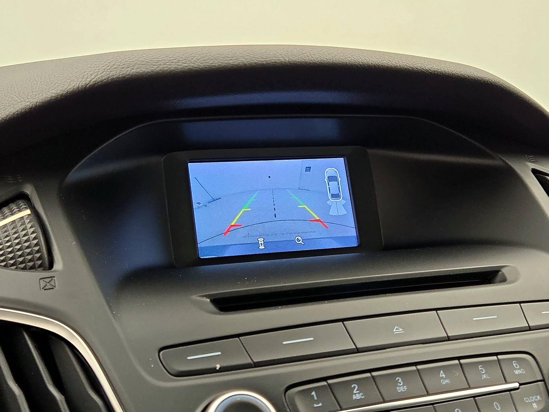 Thumbnail: 2016 Ford Focus - 14