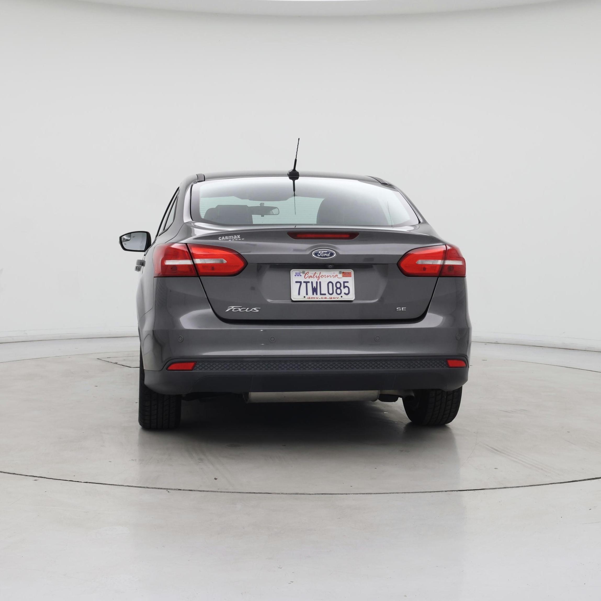 Thumbnail: 2016 Ford Focus - 6