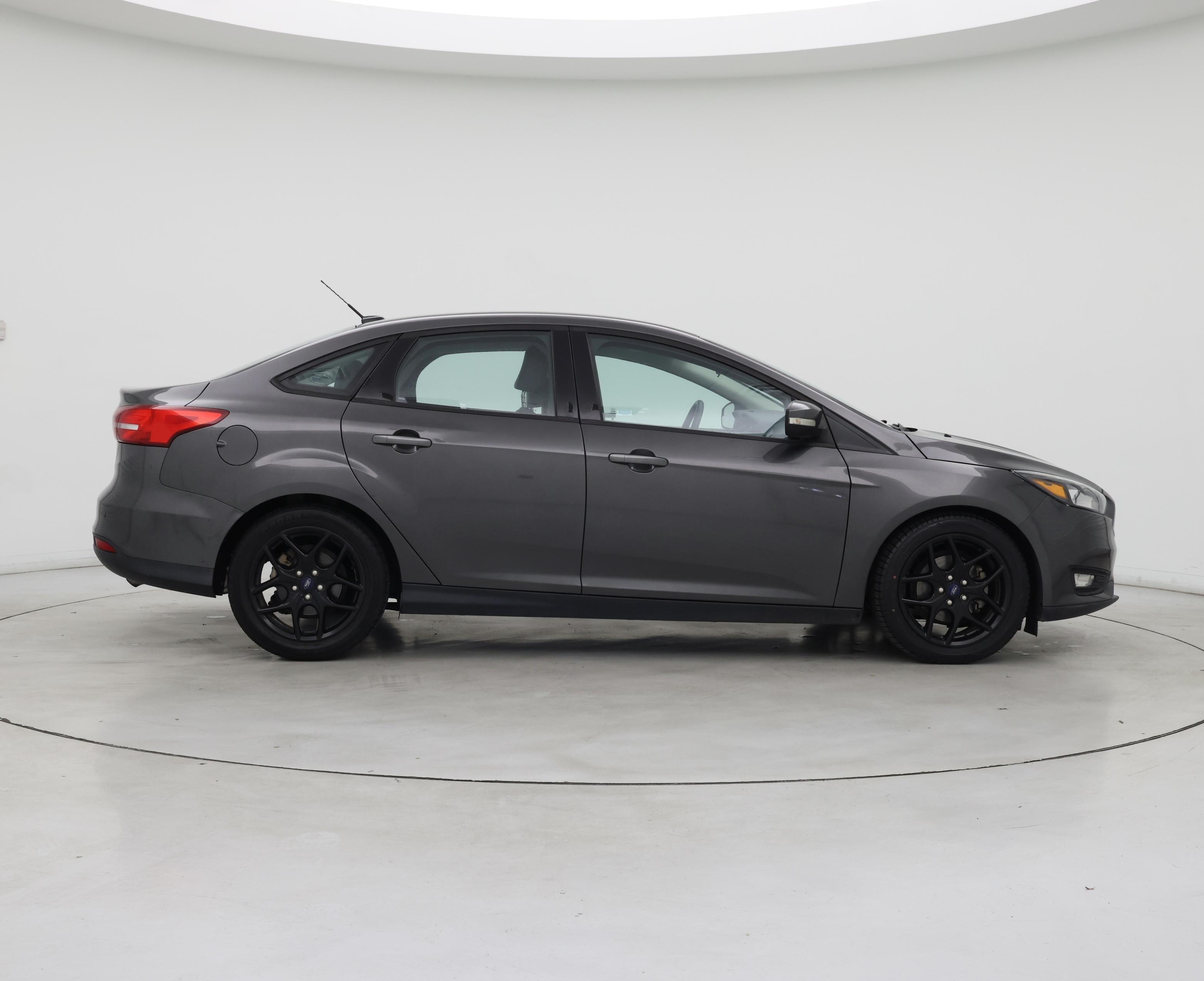 Thumbnail: 2016 Ford Focus - 7