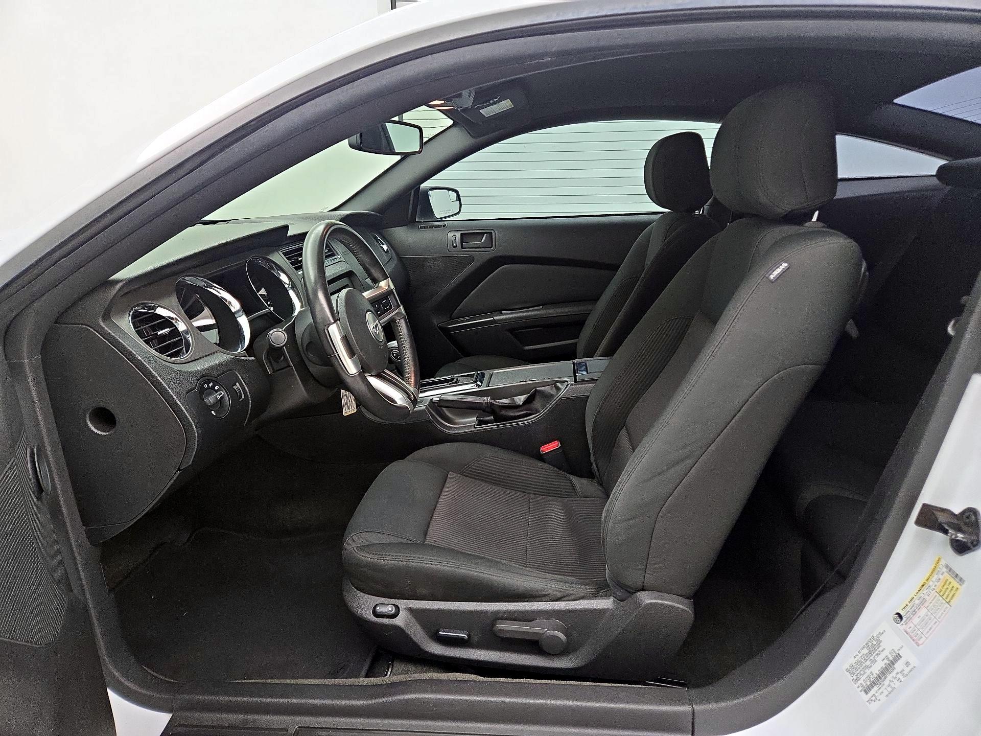 Thumbnail: 2014 Ford Mustang - 11